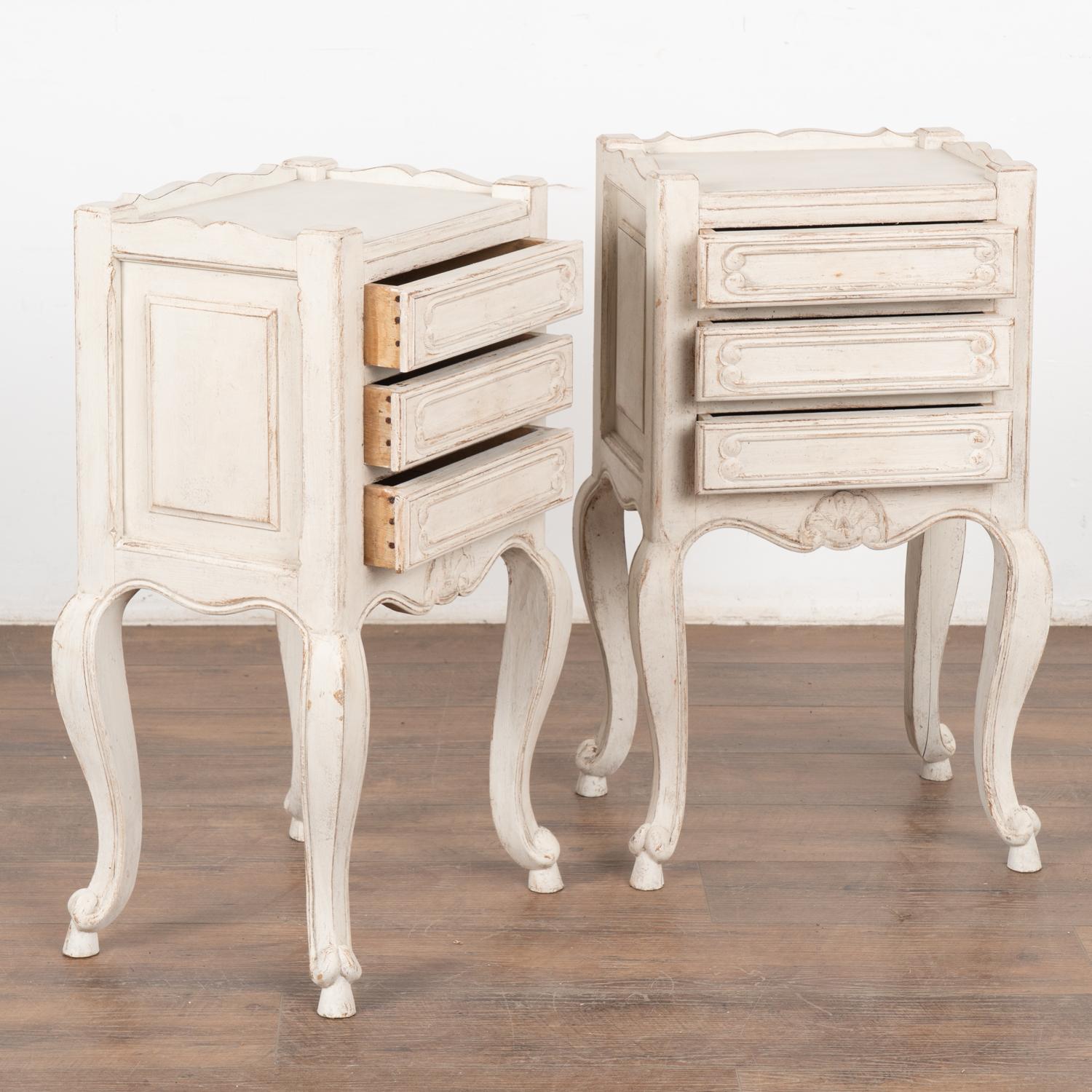 Pine Pair, White Painted Small Chest of Drawers Nightstands, France Circa 1920 For Sale