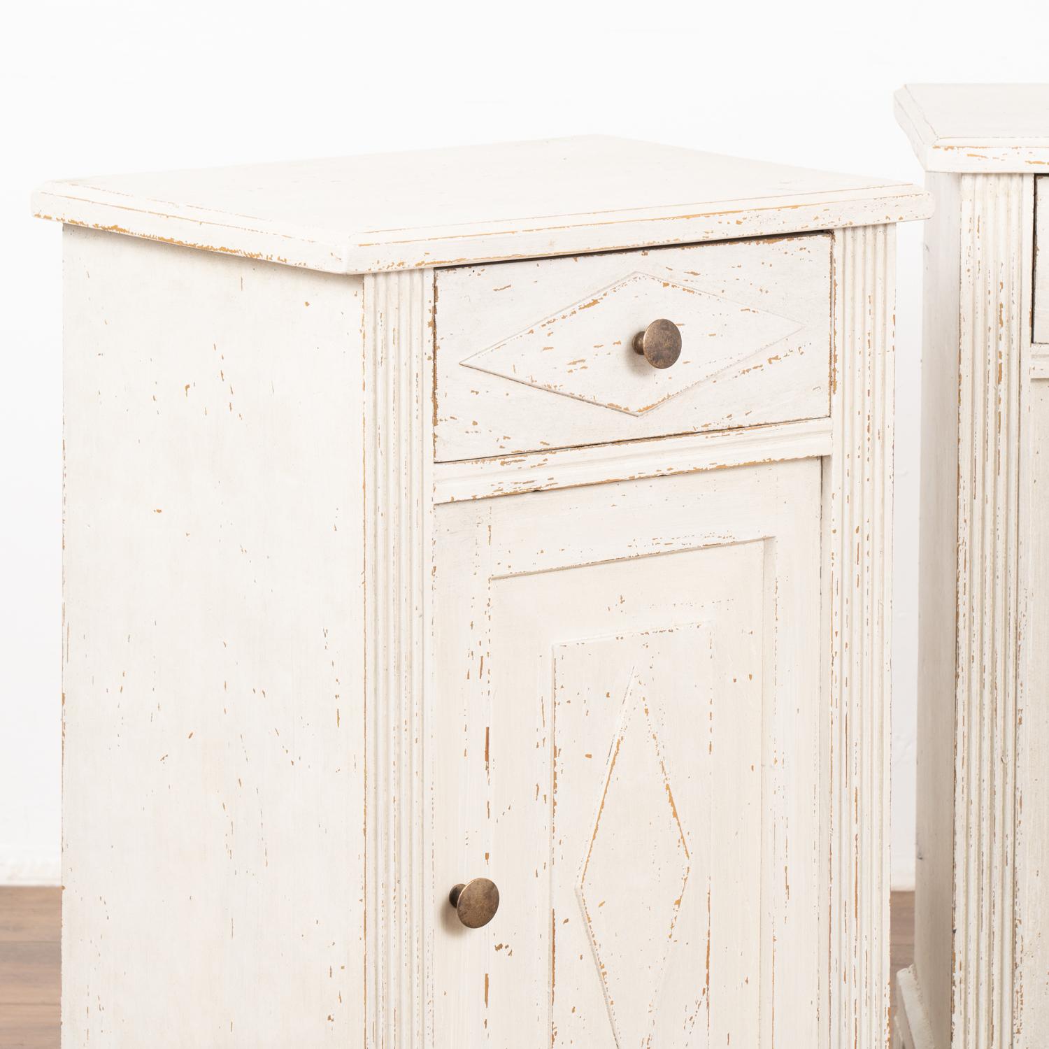 Pair, White Painted Swedish Small Nightstands, circa 1880 For Sale 1
