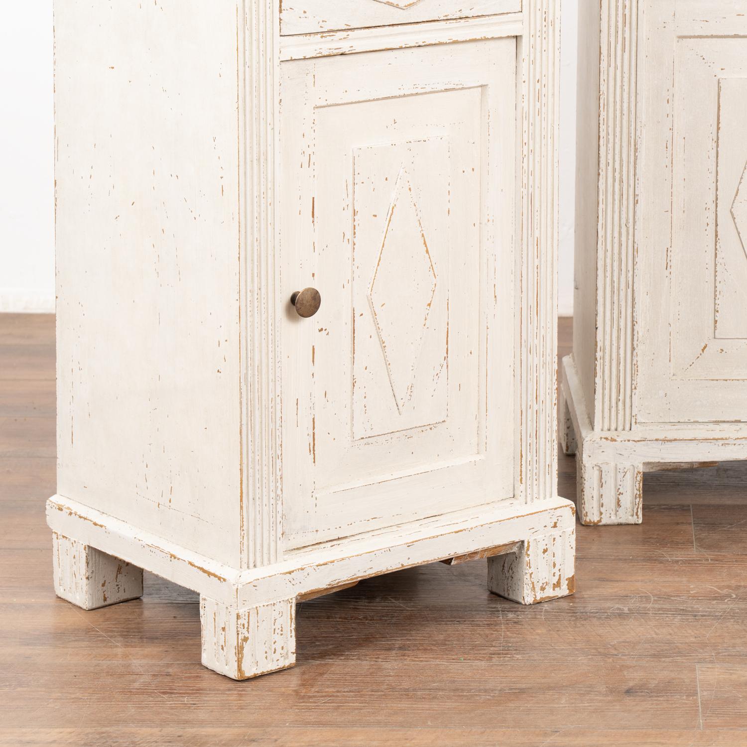 Pair, White Painted Swedish Small Nightstands, circa 1880 For Sale 3