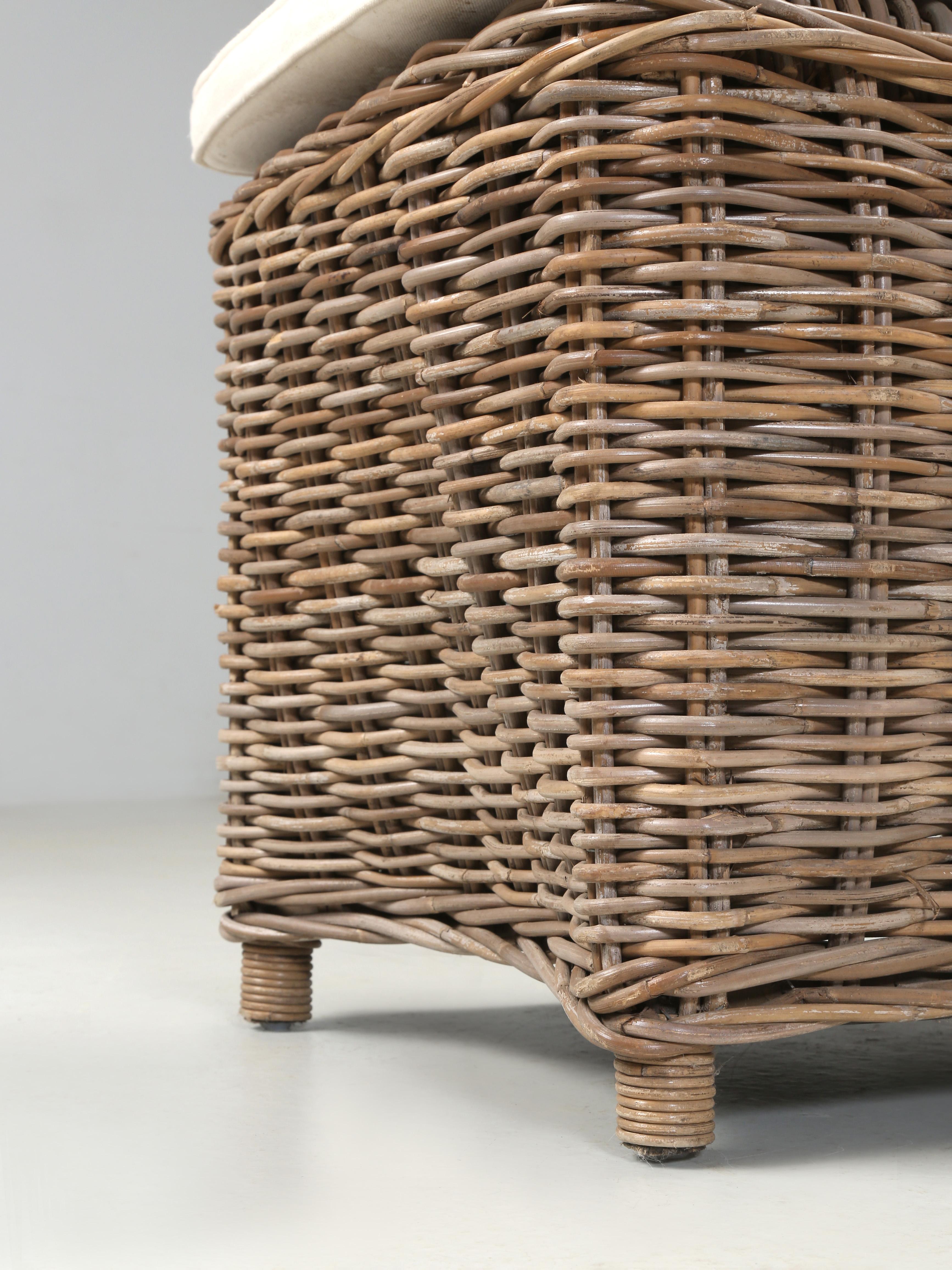 Paire de chaises en osier importées d'Angleterre dans les années 1990, exemples d'exposition en vente 2