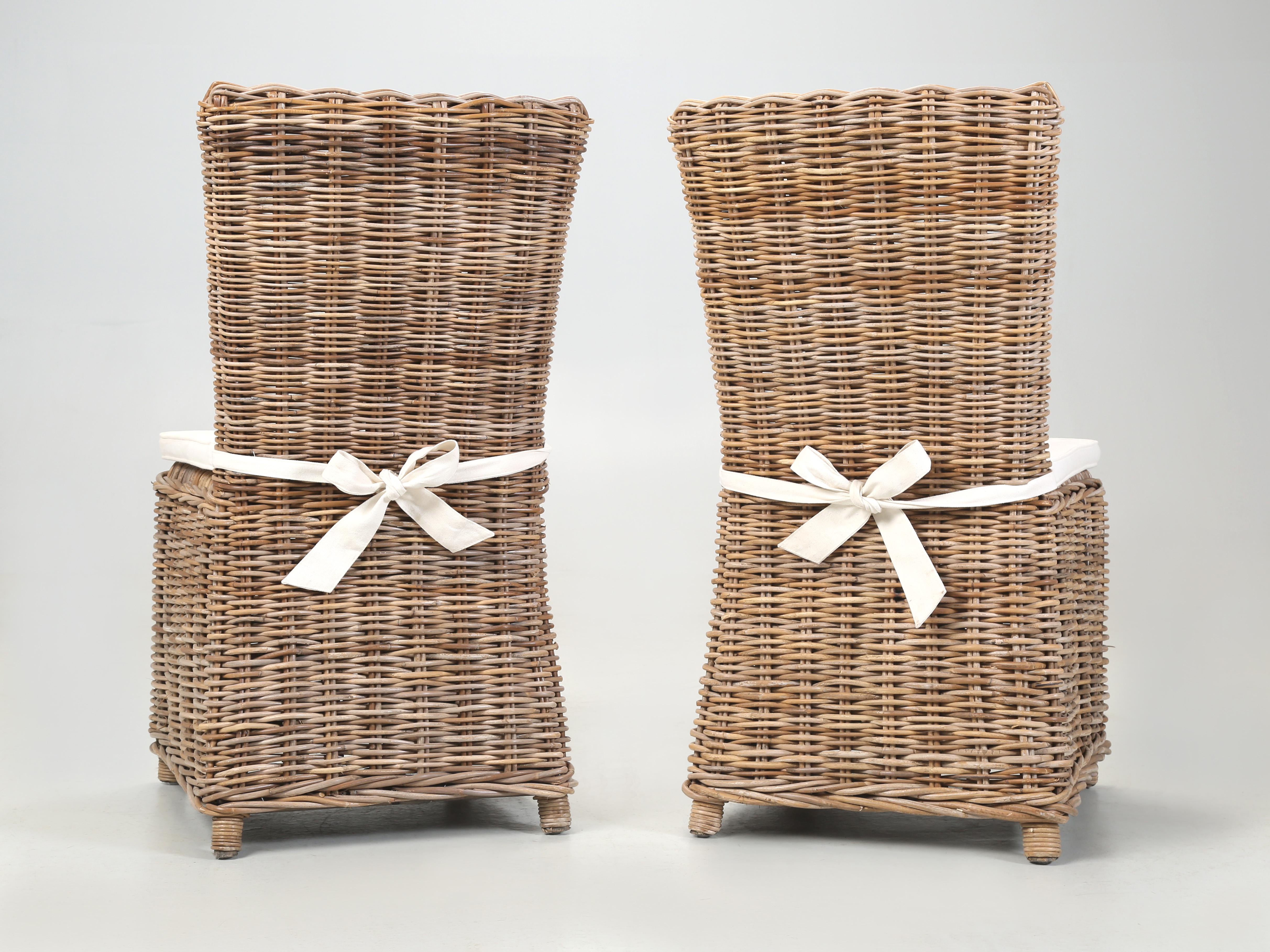 Paire de chaises en osier importées d'Angleterre dans les années 1990, exemples d'exposition en vente 4
