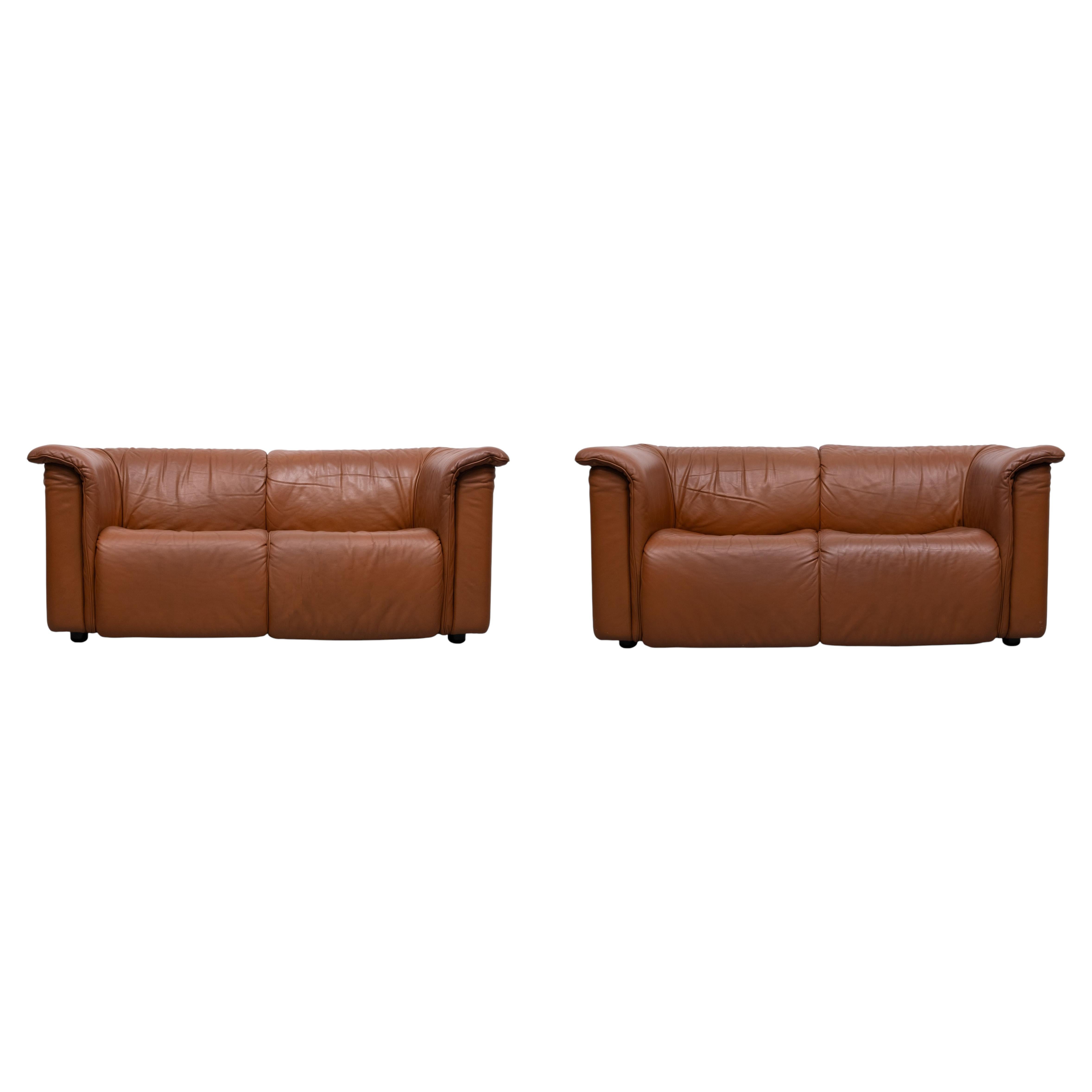 Paar Wittmann hochbarett 2-Sitzer Sofa in hellbraunem Leder
