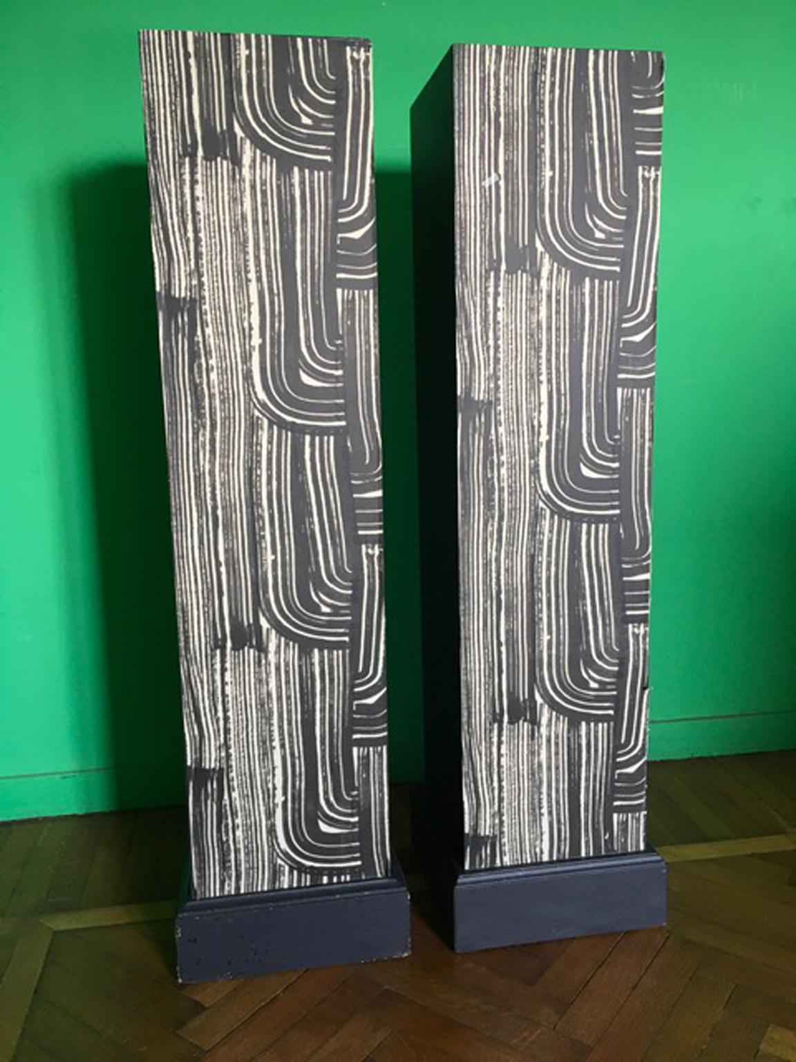 Italian Pair of Wooden Columns in Black and White following  Kelly Wearstler  For Sale