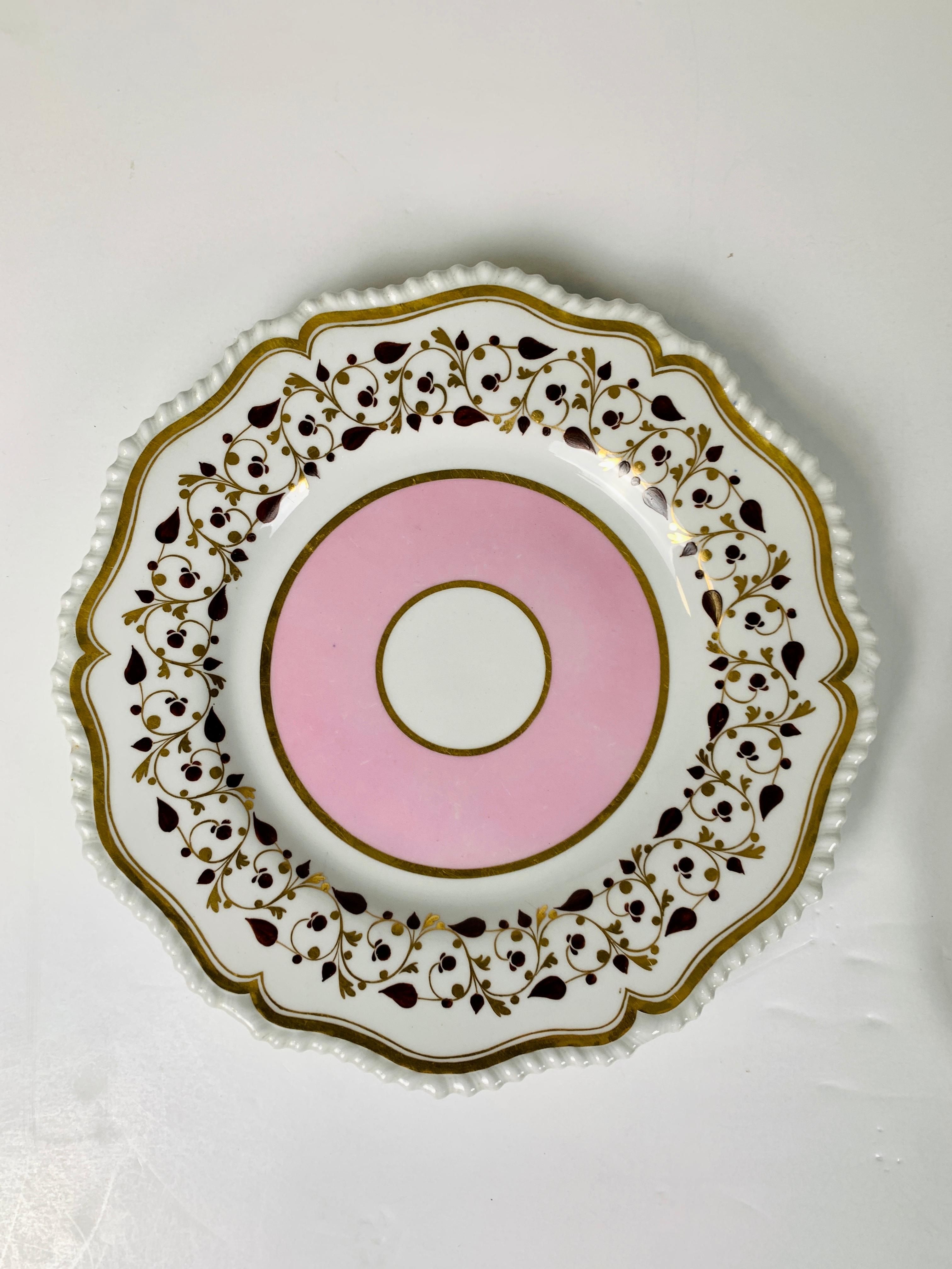 Regency Pair Worcester Porcelain Pink and Gold Dinner Plates England circa 1820 For Sale