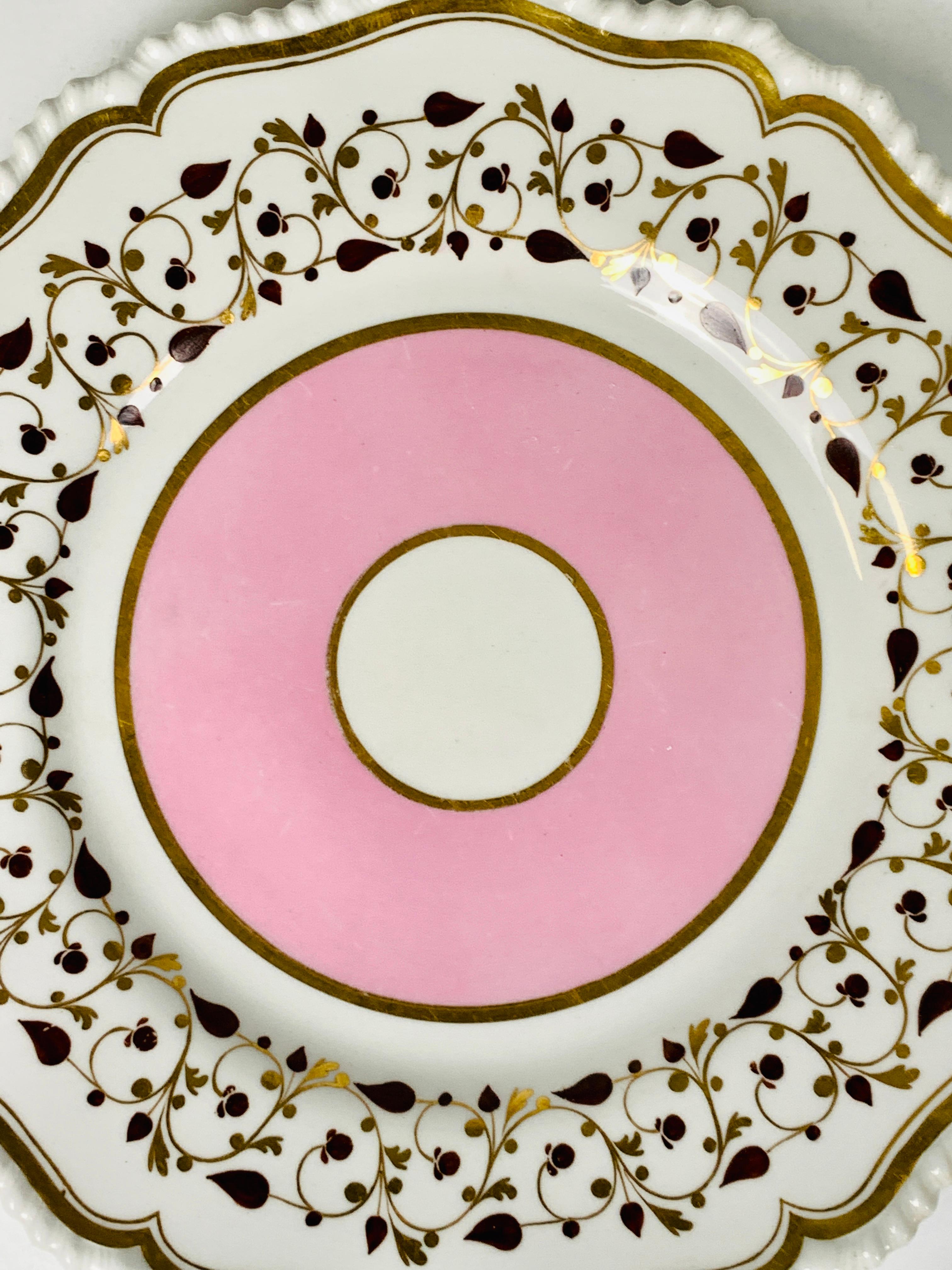 English Pair Worcester Porcelain Pink and Gold Dinner Plates England circa 1820 For Sale