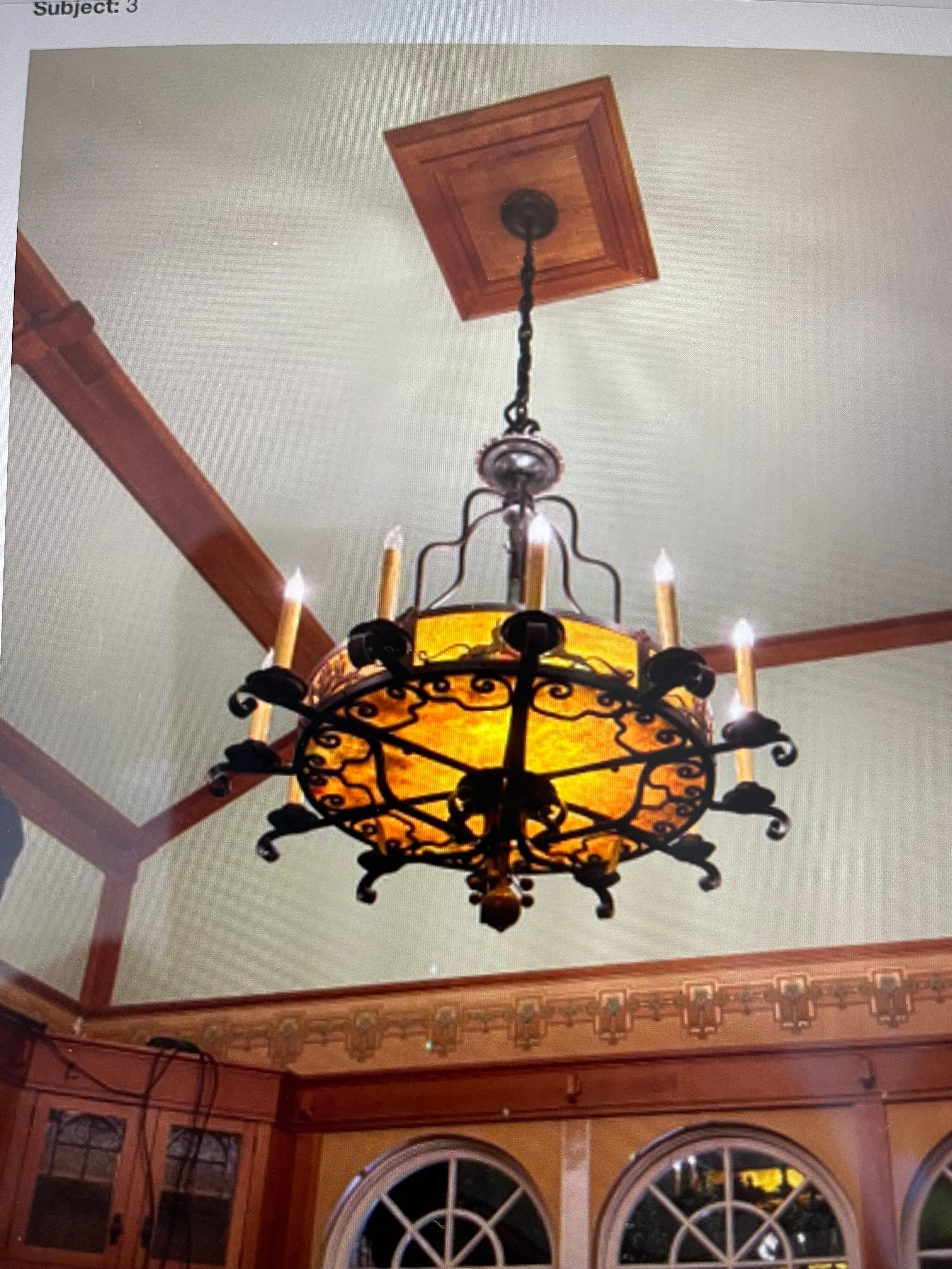 Paire de lustres en fer forgé et mica de style espagnol, 18 lumières à l'intérieur et à l'extérieur en vente 5