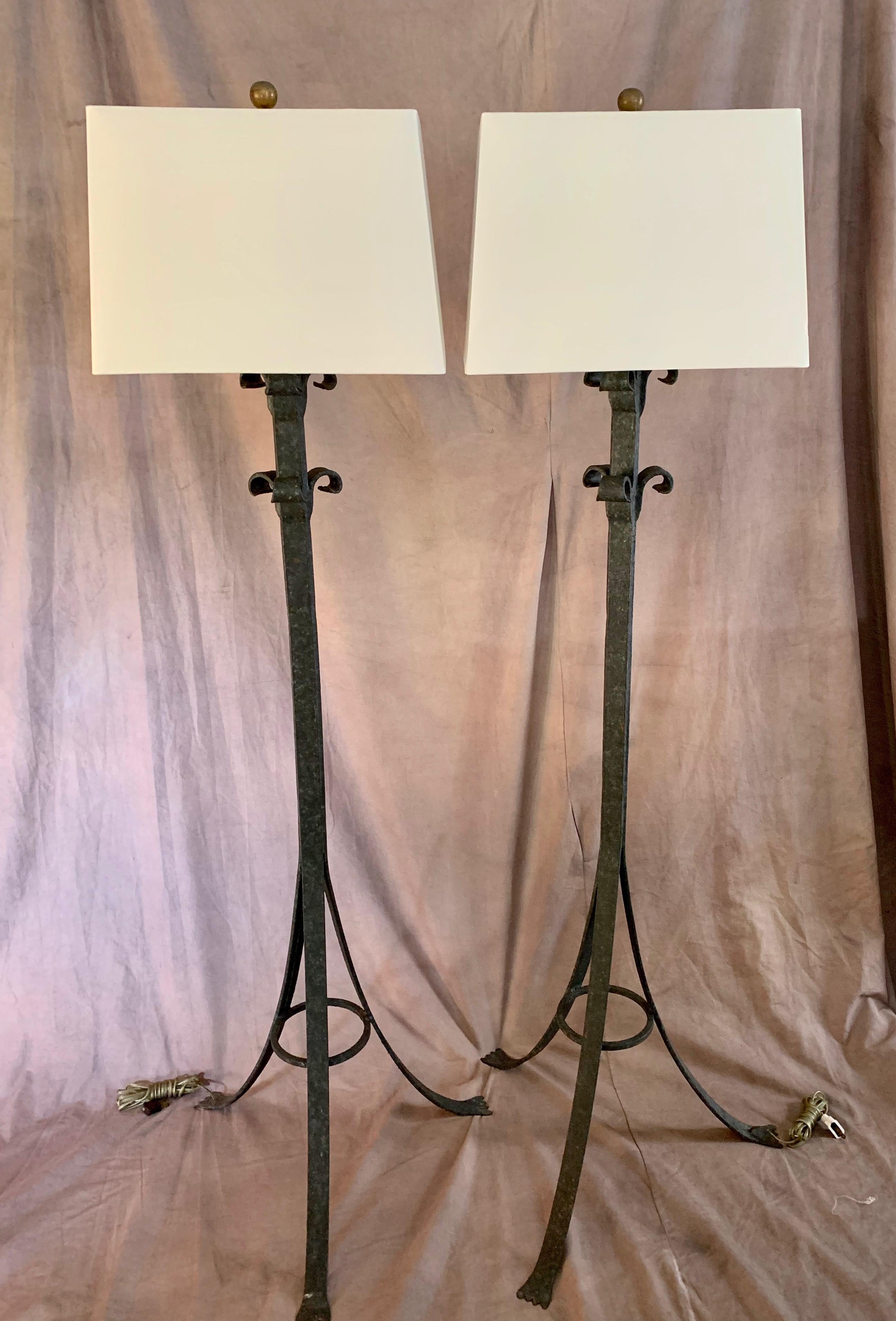 Pair of Wrought Iron Floor Lamps In Good Condition In Los Angeles, CA
