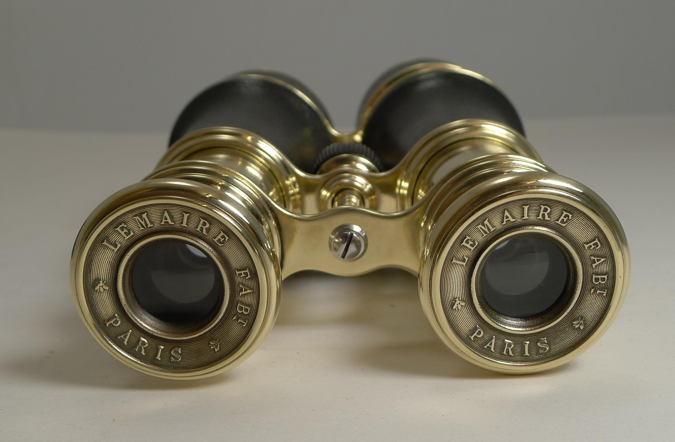 Pair of WWI Binoculars and Case, British Officer's Issue, 1916, LeMaire, Paris In Good Condition In Bath, GB