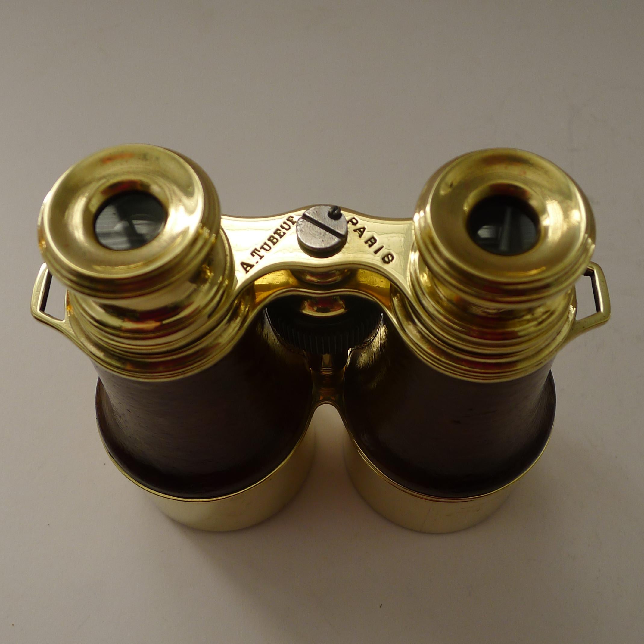 Paire de jumelles et étui de la Première Guerre mondiale, pour officier britannique - A Tubeuf, Paris en vente 3