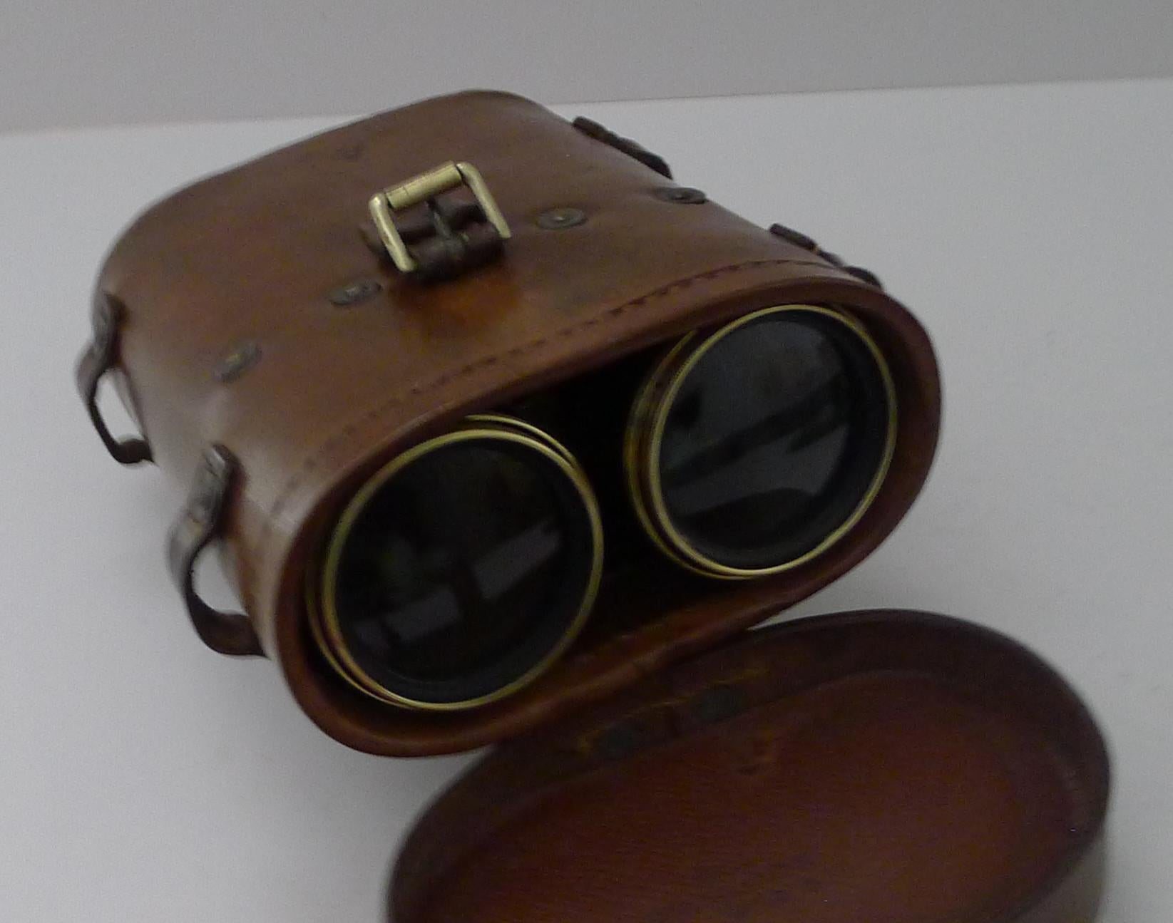 Pair WW1 Binoculars - British Officer's Issue by LeMaire, Paris For Sale 8
