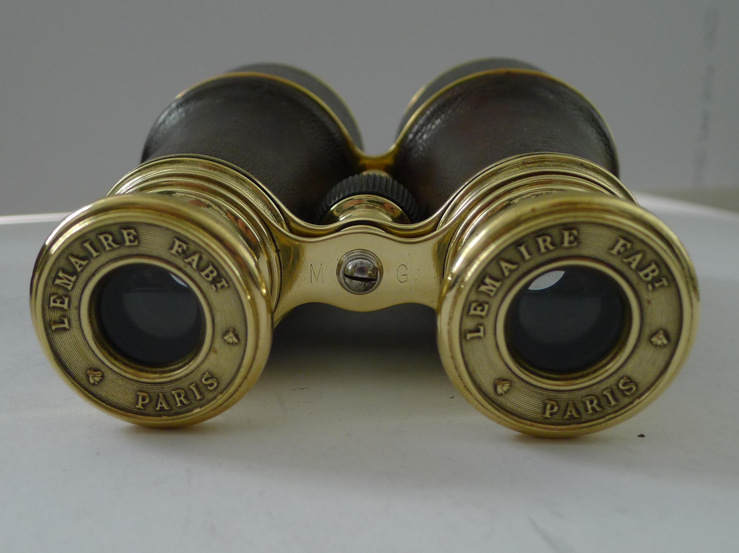 Paire de jumelles de la Première Guerre mondiale - modèle pour officier britannique par LeMaire Paris en vente 2