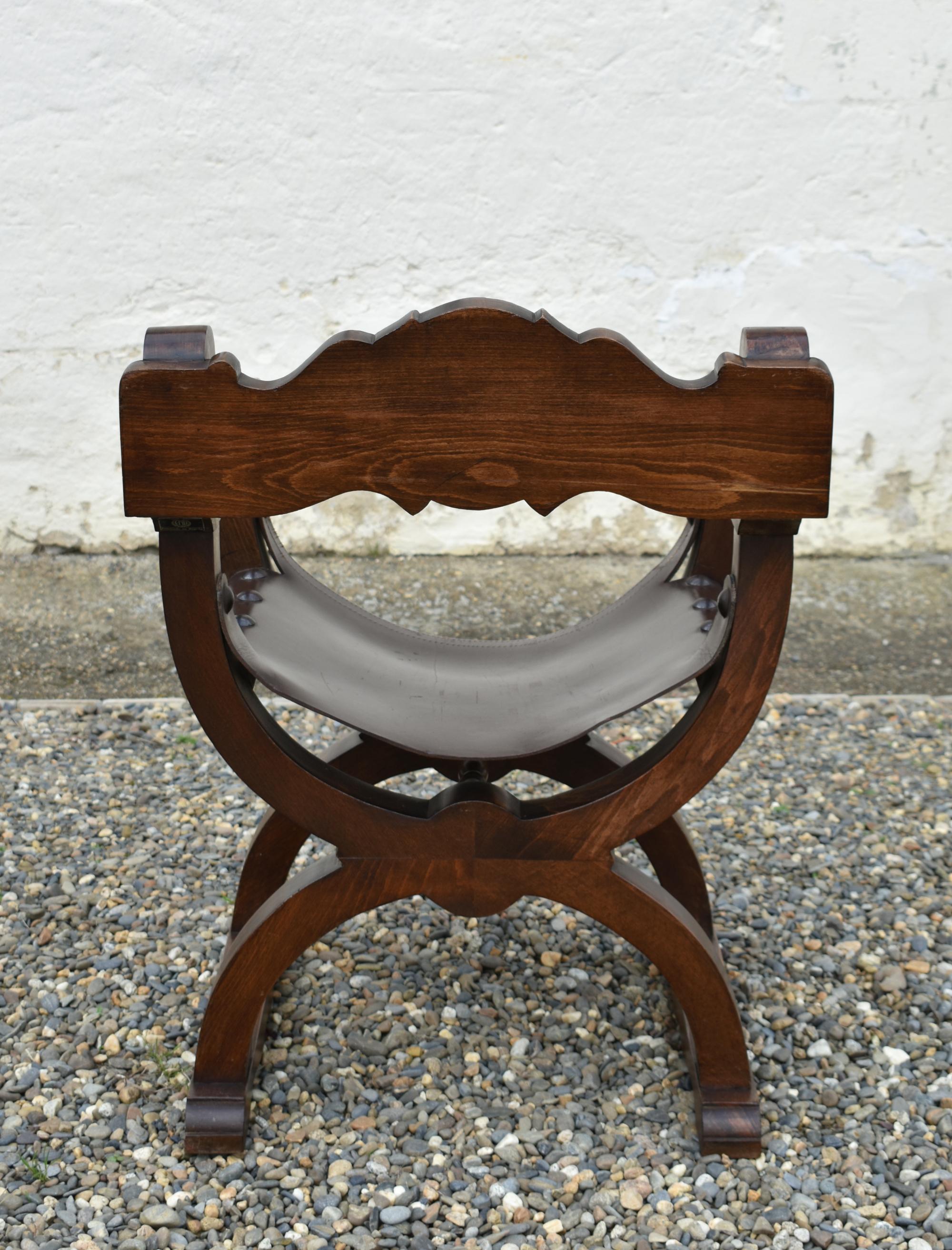 Pair X Frame Throne Chairs Dagobert Style by Navarro Argudo in Oak For Sale 4