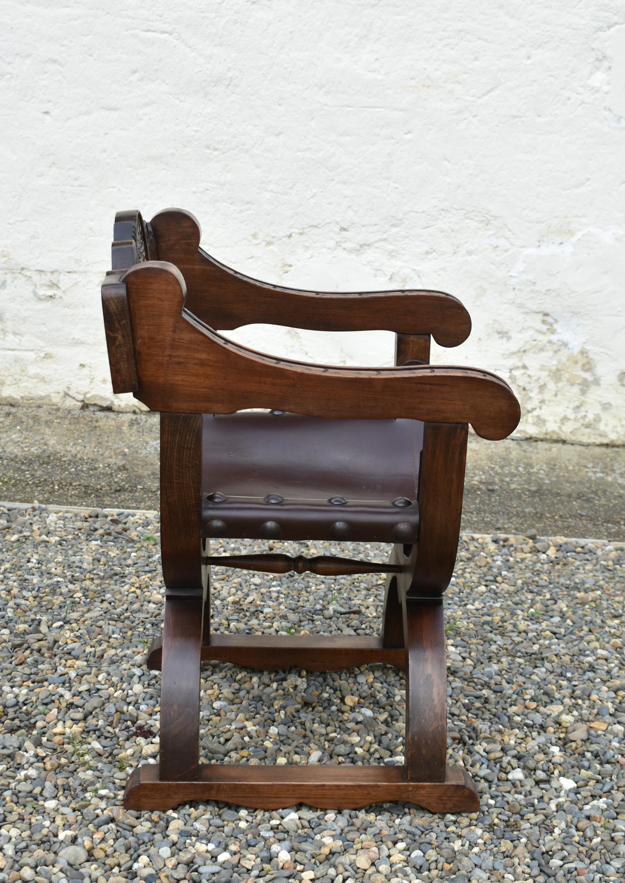 Pair X Frame Throne Chairs Dagobert Style by Navarro Argudo in Oak For Sale 5