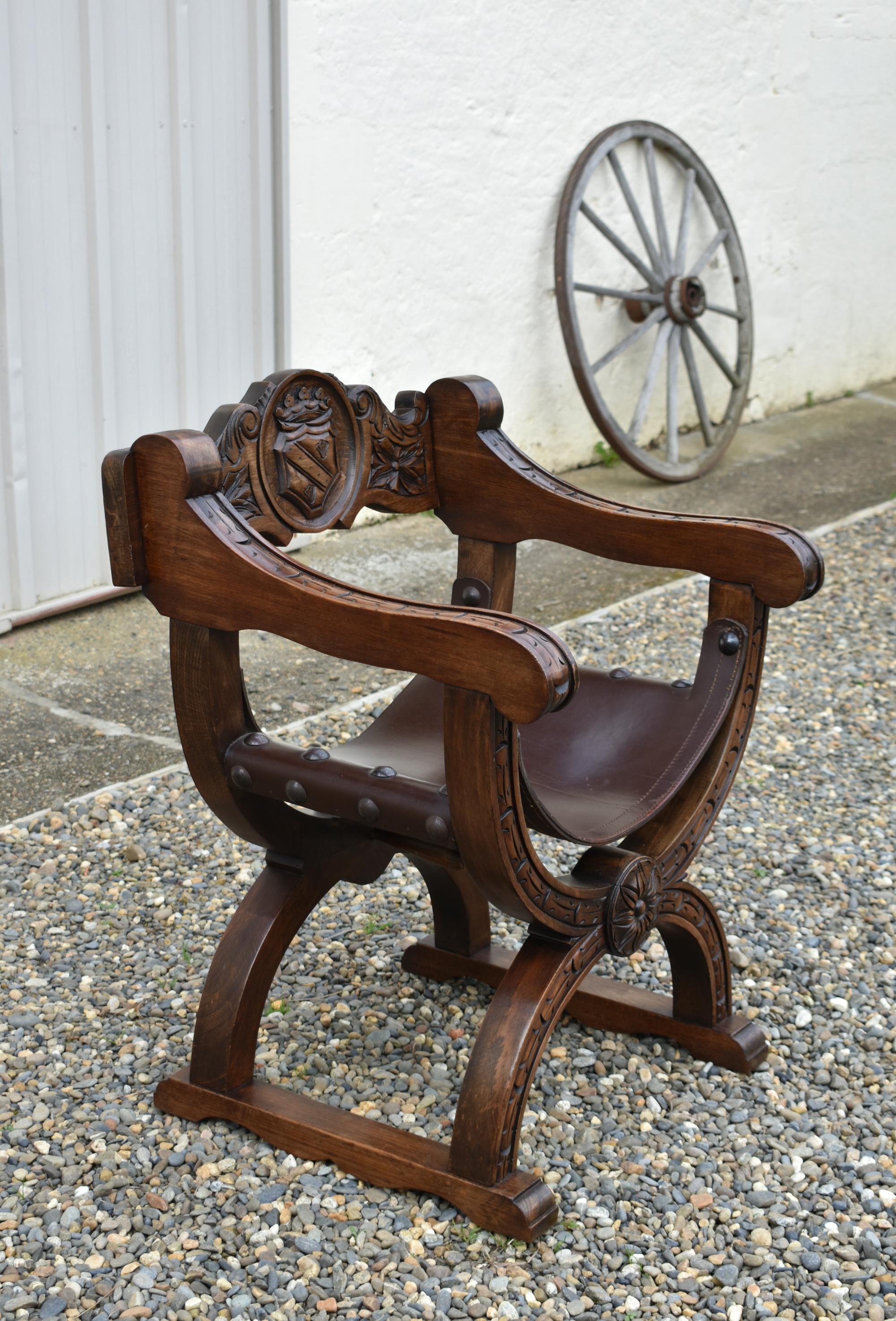 20th Century Pair X Frame Throne Chairs Dagobert Style by Navarro Argudo in Oak For Sale