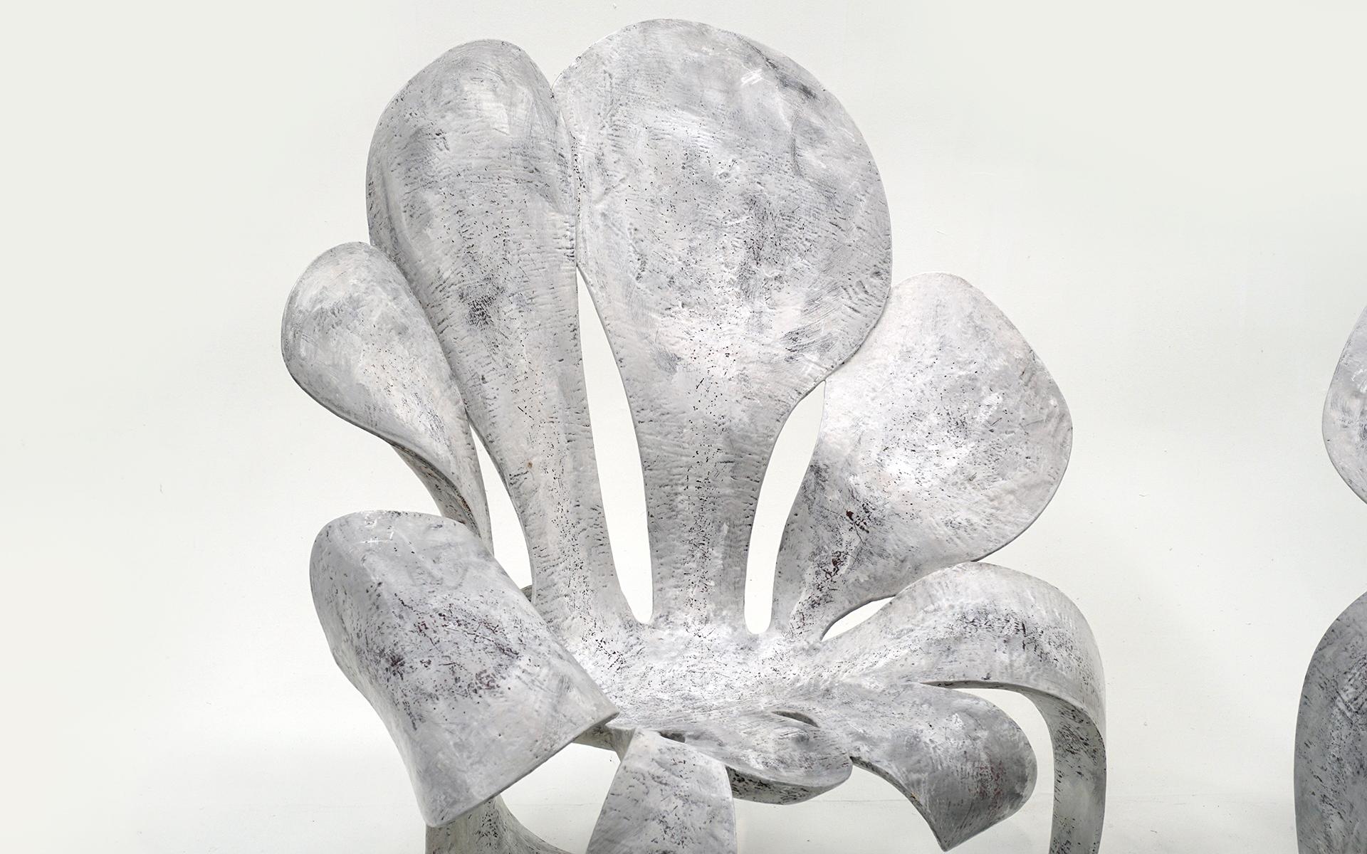 Postmoderne Paire de fauteuils Yves Boucard Composite polychromé à grande échelle Suisse 2004  en vente