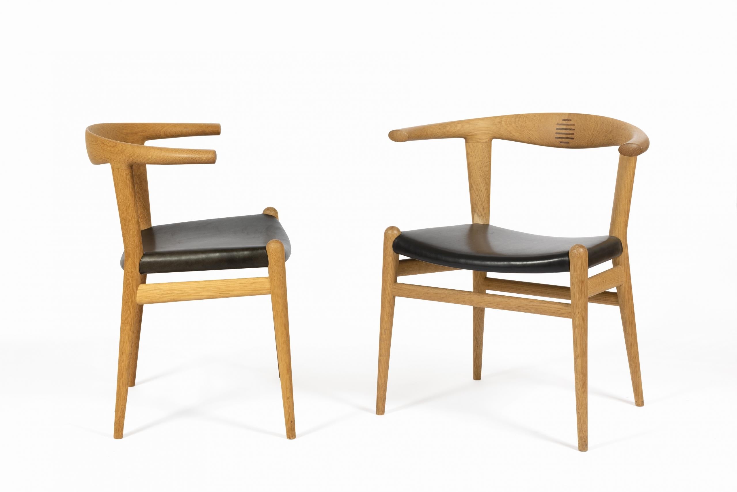 Mid-Century Modern Paire de Chaises 'Bull Chair', Modèle PP-518, En Chêne Massif, Hans J. Wegner en vente