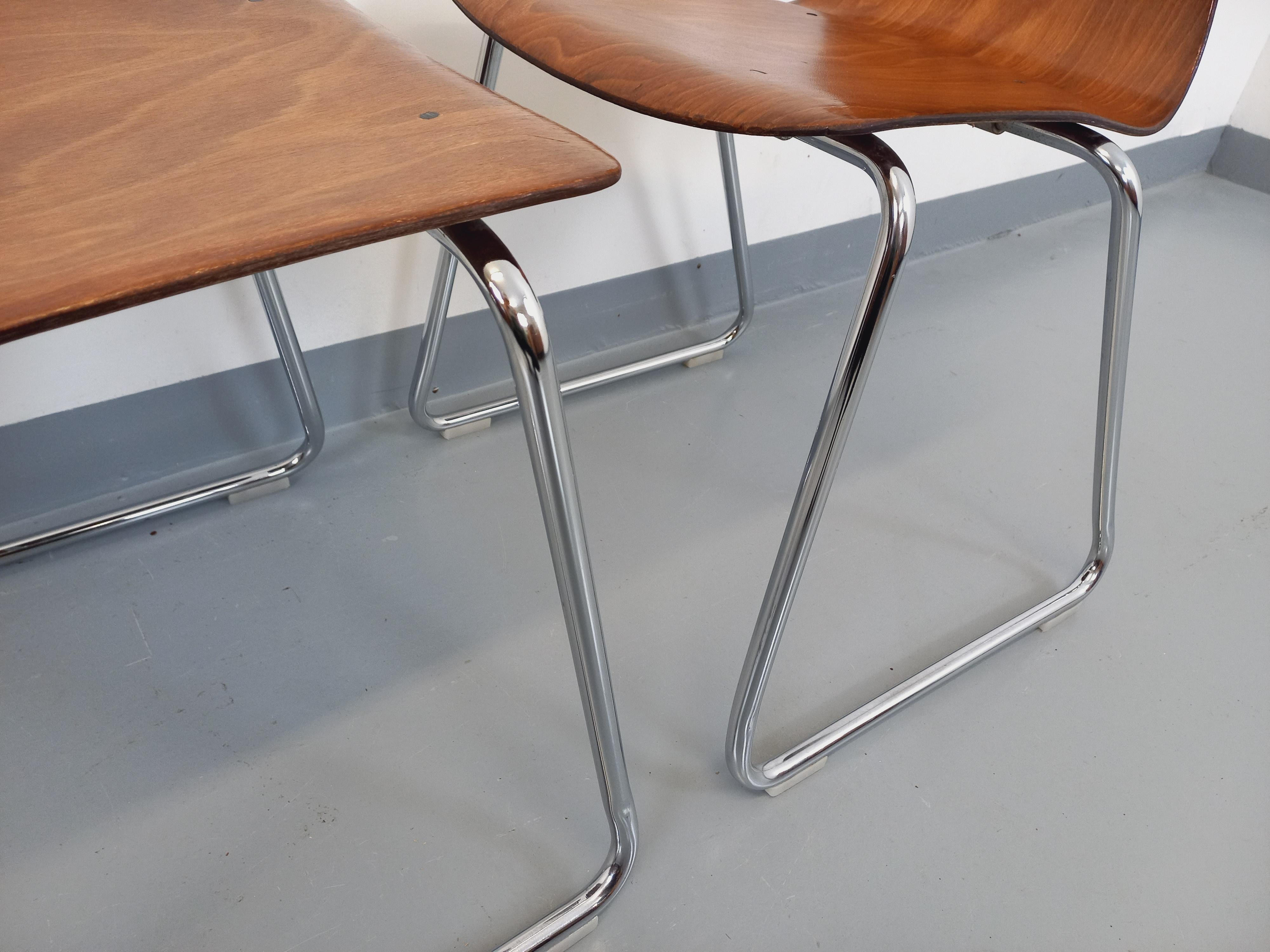 Paire de chaises design Casala Obo-Formsitz vintage en bois courbé et chrome In Good Condition In BESANÇON, FR