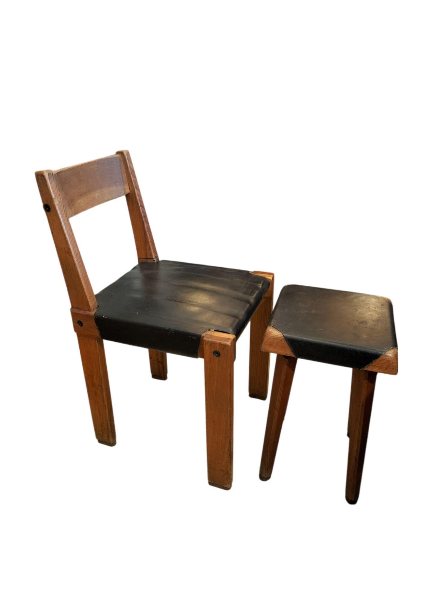 Paire de chaises avec tabouret en orme massif et cuir par le designer français Pierre Chapo.
Pour plus d'informations sur les dimensions, veuillez nous contacter via la plateforme