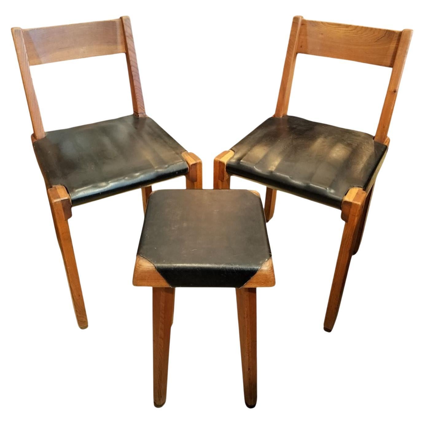 Paire de chaises et Tabouret