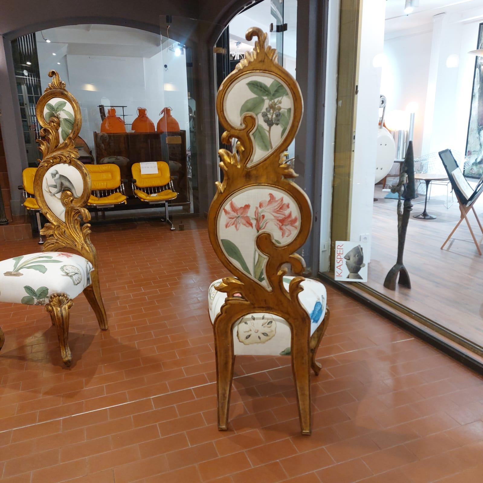 Paire de chaises Rococo en bois doré 10