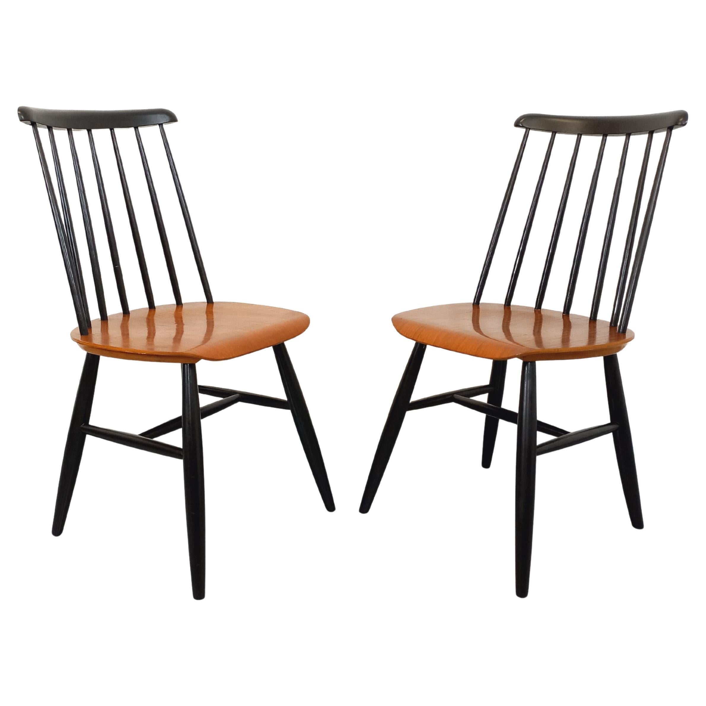 Paire de chaises scandinaves vintage Fanett par Ilmari Tapiovaara en teck en vente