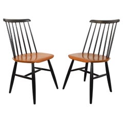Paire de chaises scandinaves vintage Fanett par Ilmari Tapiovaara en teck