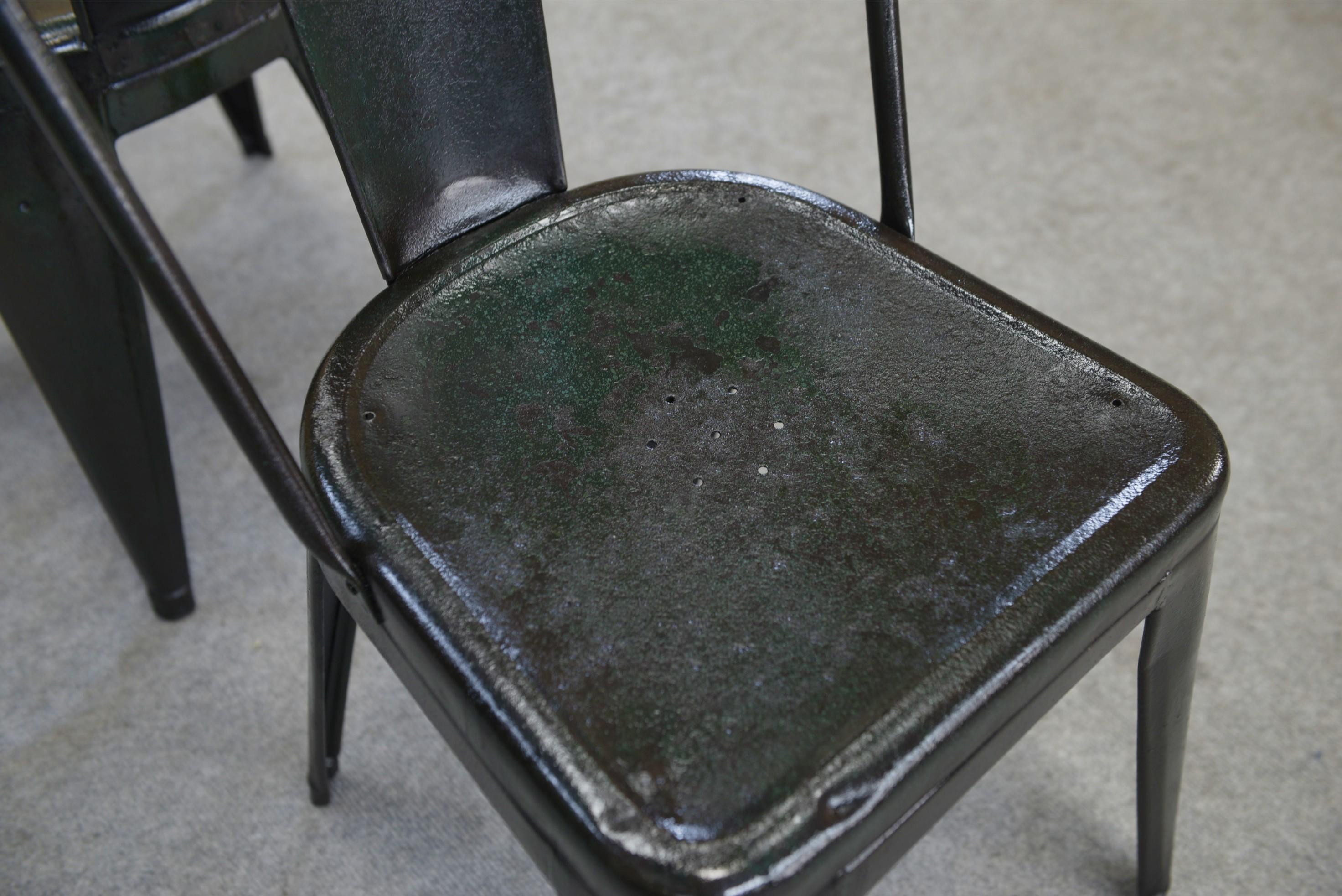 Paire de chaises Tolix par Xavier Pauchard première édition fin 1920's For Sale 6