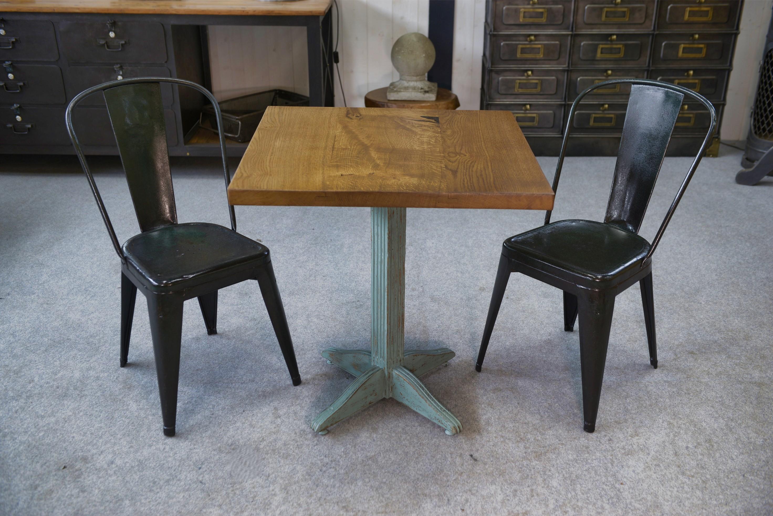 Industrial Paire de chaises Tolix par Xavier Pauchard première édition fin 1920's For Sale