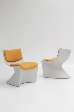 Paire de chauffeuses Space par Angelo Pinaffo & Paolo Scagnellato