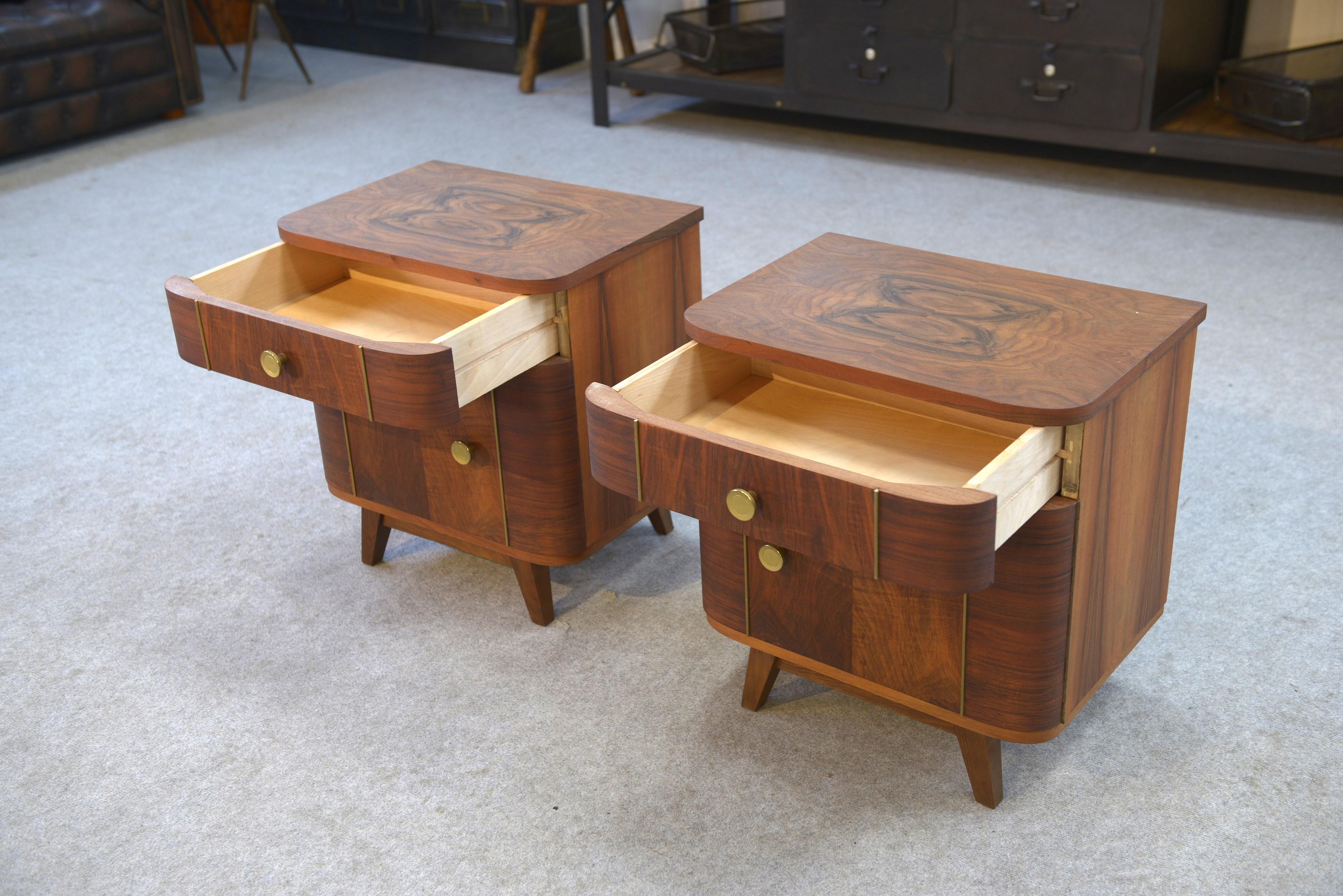French Paire de chevets en bois 1960 For Sale