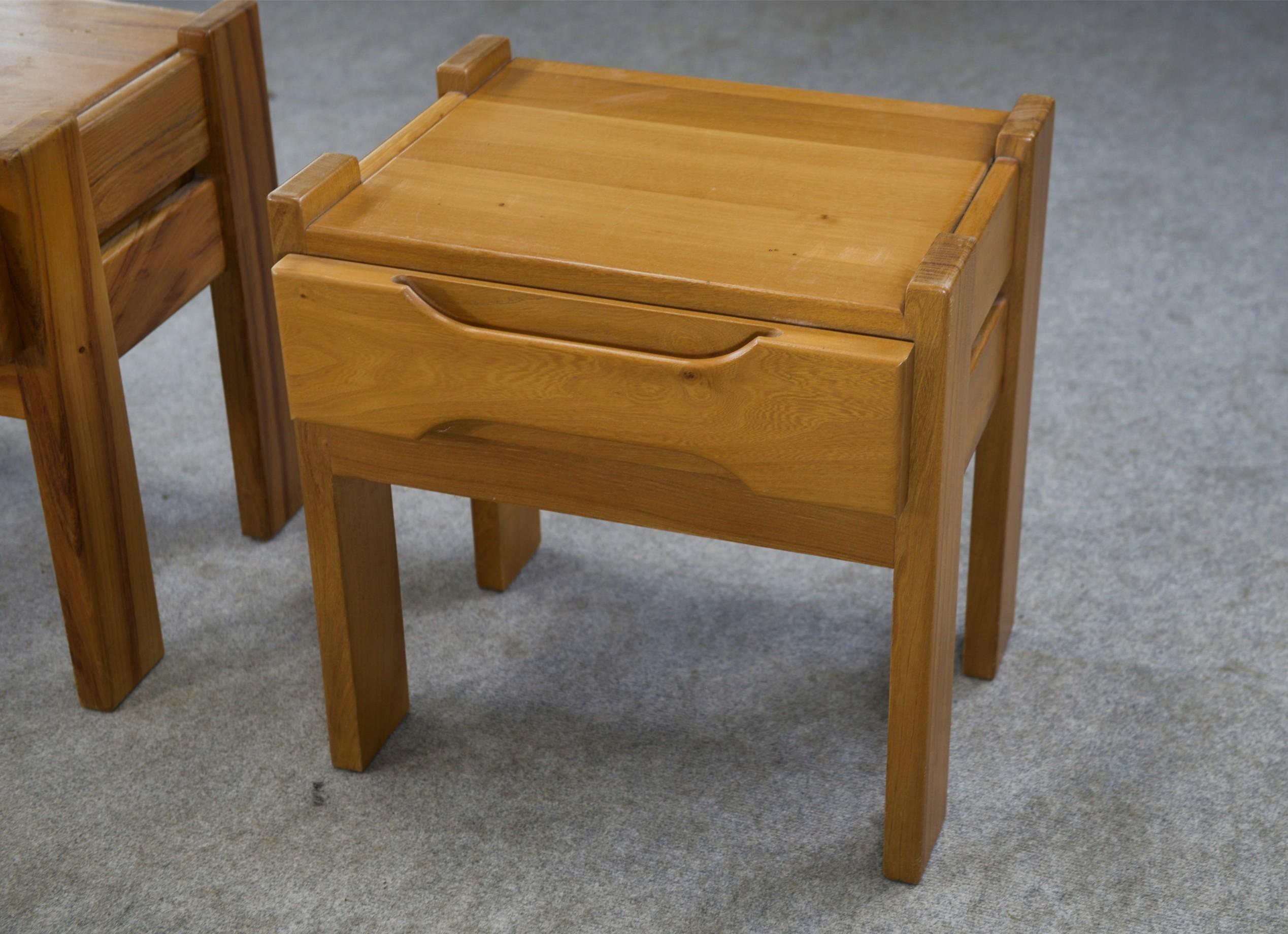 Paire de chevets en orme pour Maison REGAIN 1970's For Sale 2
