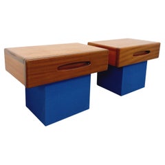 Paire de chevets muraux scandinaves suspendus vintage en teck des années 60