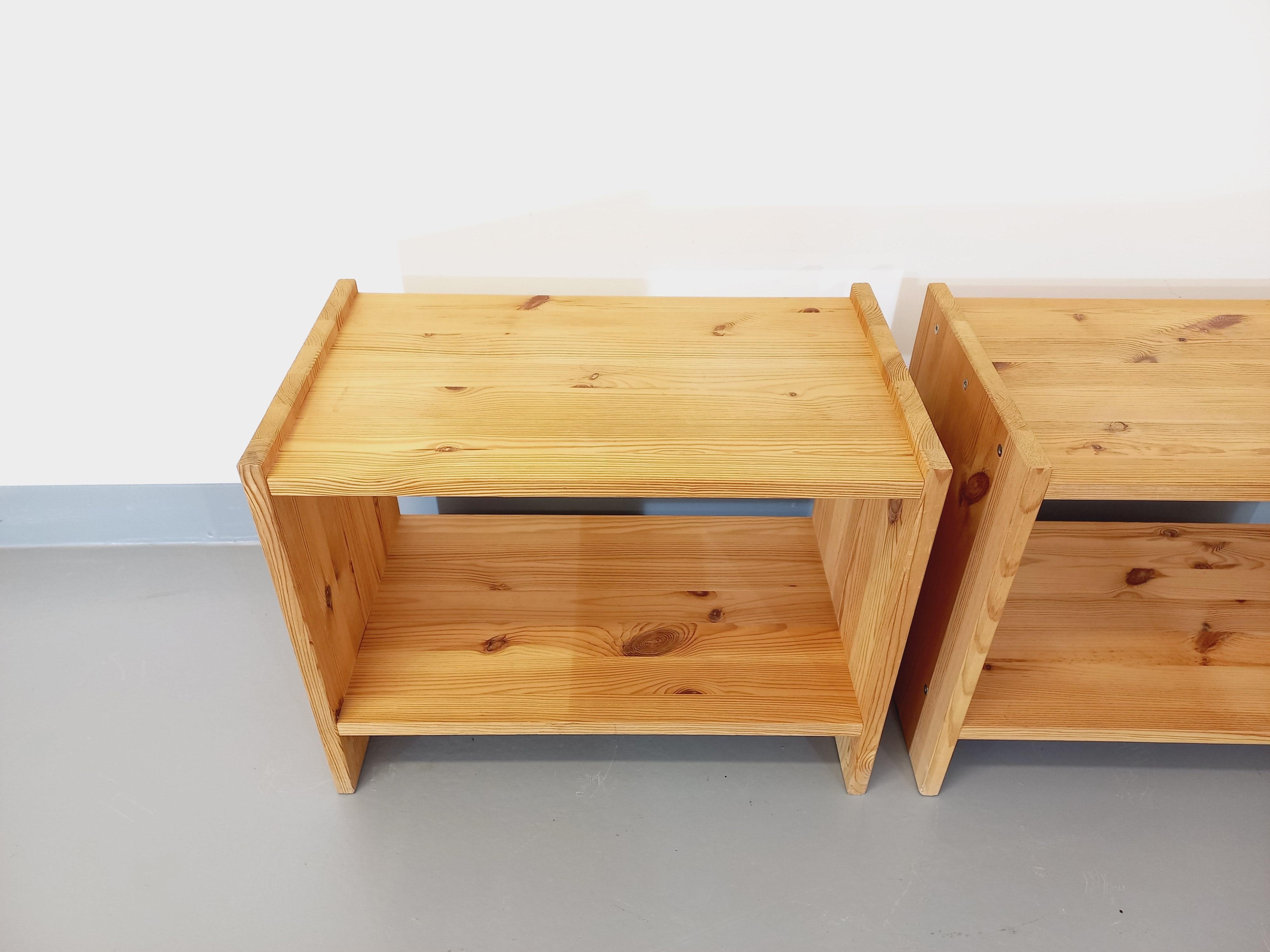 Wood Paire de chevets vintage en pin For Sale