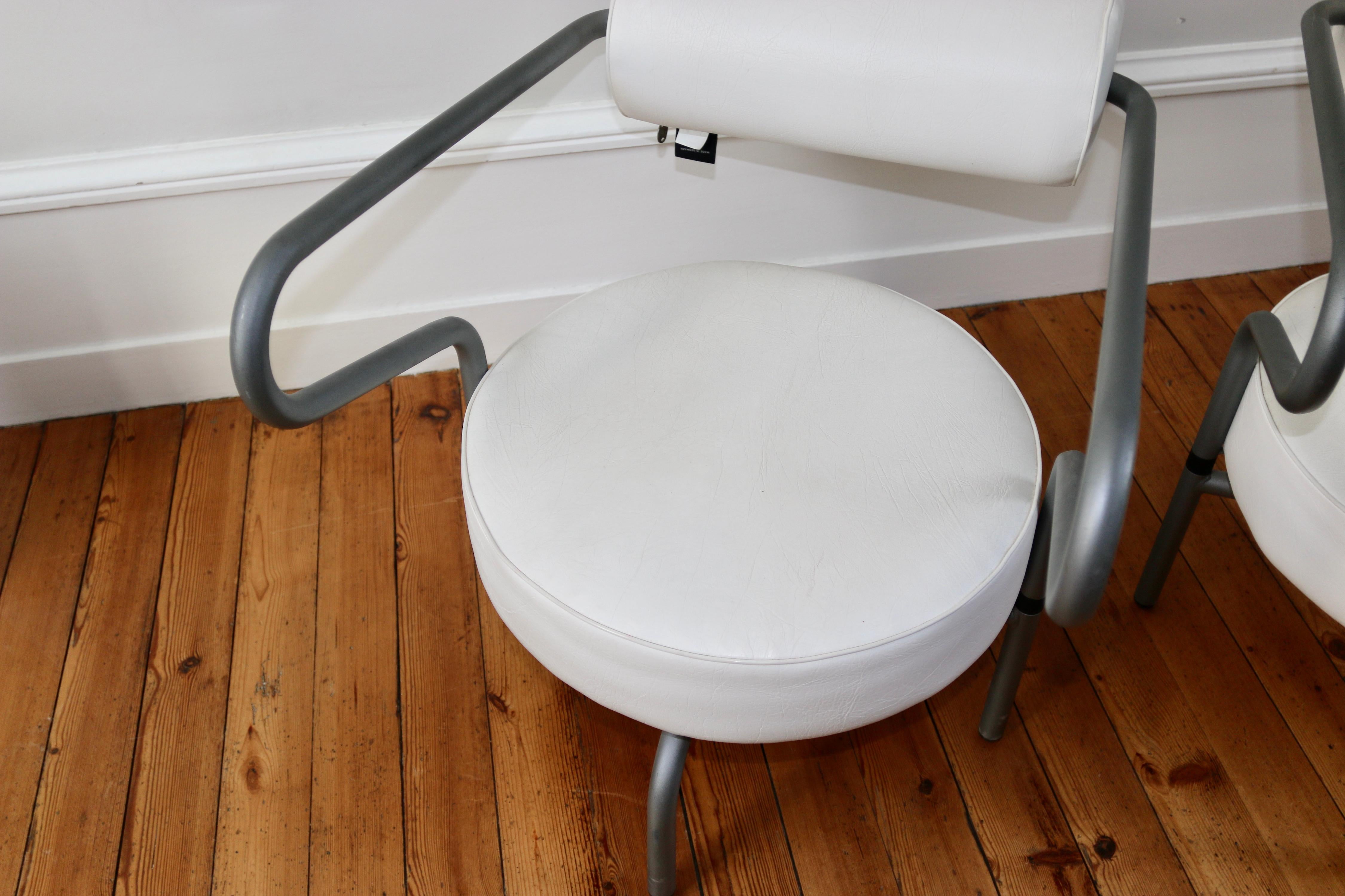 Paire de fauteuils bas design vintage Natural Choice In Good Condition For Sale In NANTES, FR