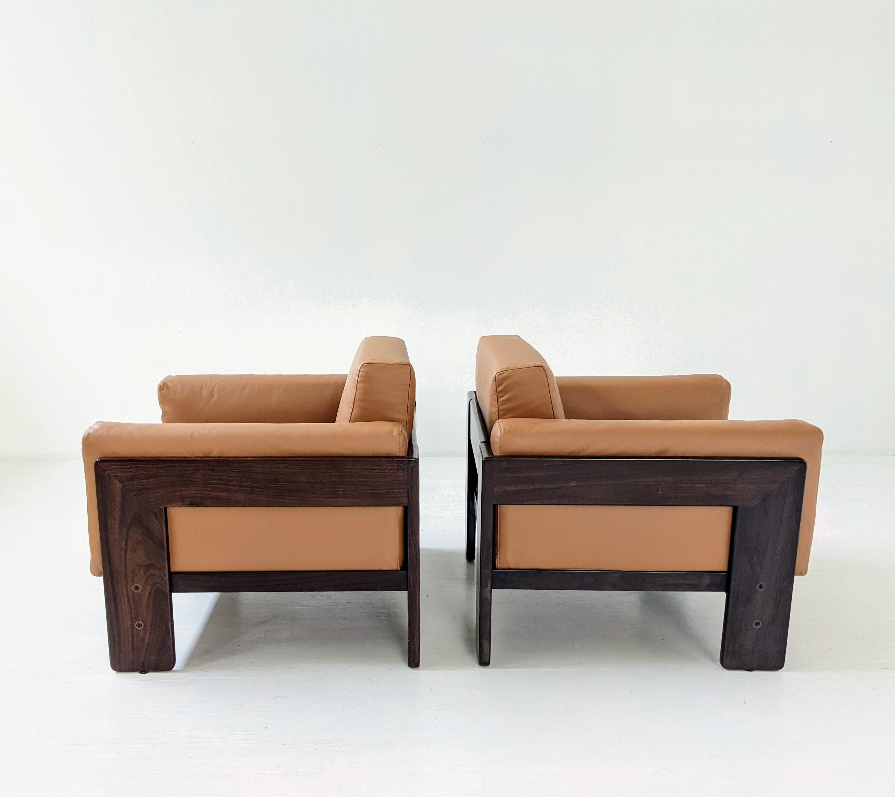 Mid-Century Modern Paire de Fauteuils Bastiano de Tobia Scarpa Pour Gavina, 1960 For Sale