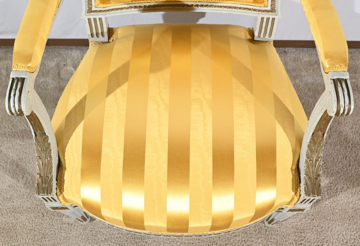Paire de fauteuils cabriolets, style Louis XVI - Fin du XIXe siècle en vente 5
