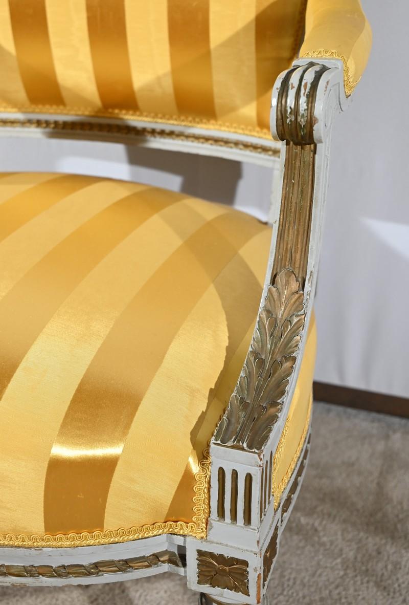Paire de fauteuils cabriolets, style Louis XVI - Fin du XIXe siècle en vente 7