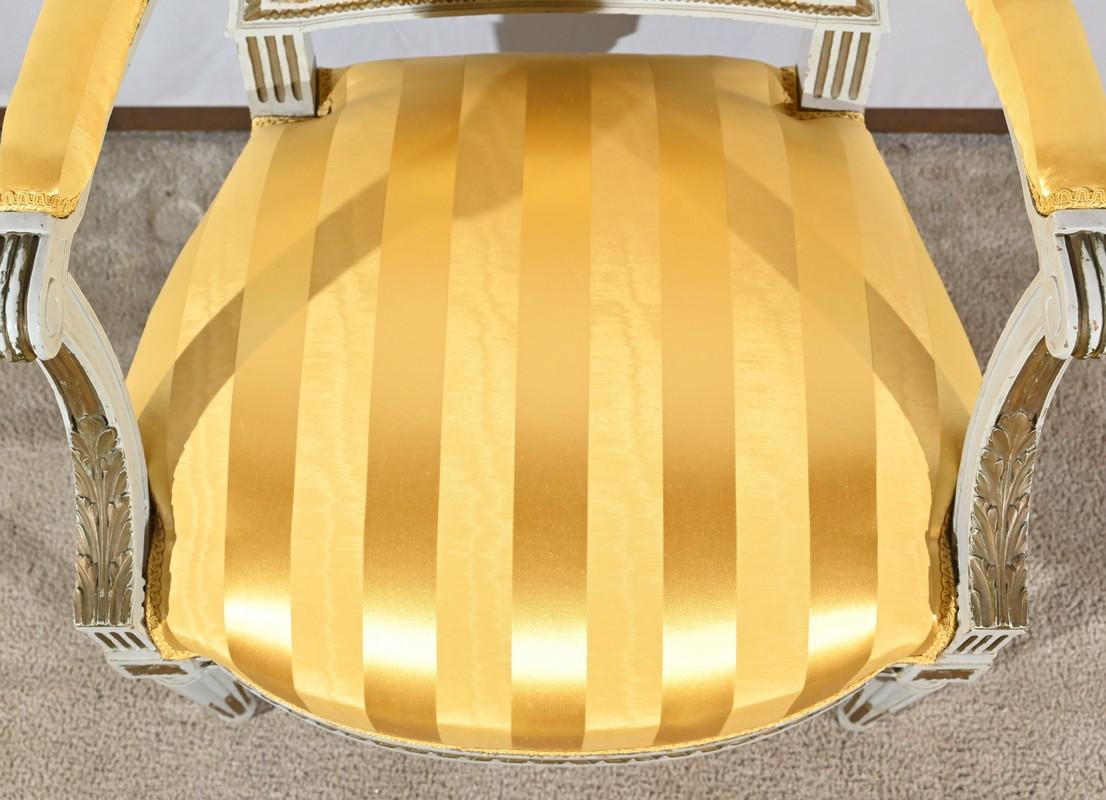 Paire de fauteuils cabriolets, style Louis XVI - Fin du XIXe siècle en vente 14