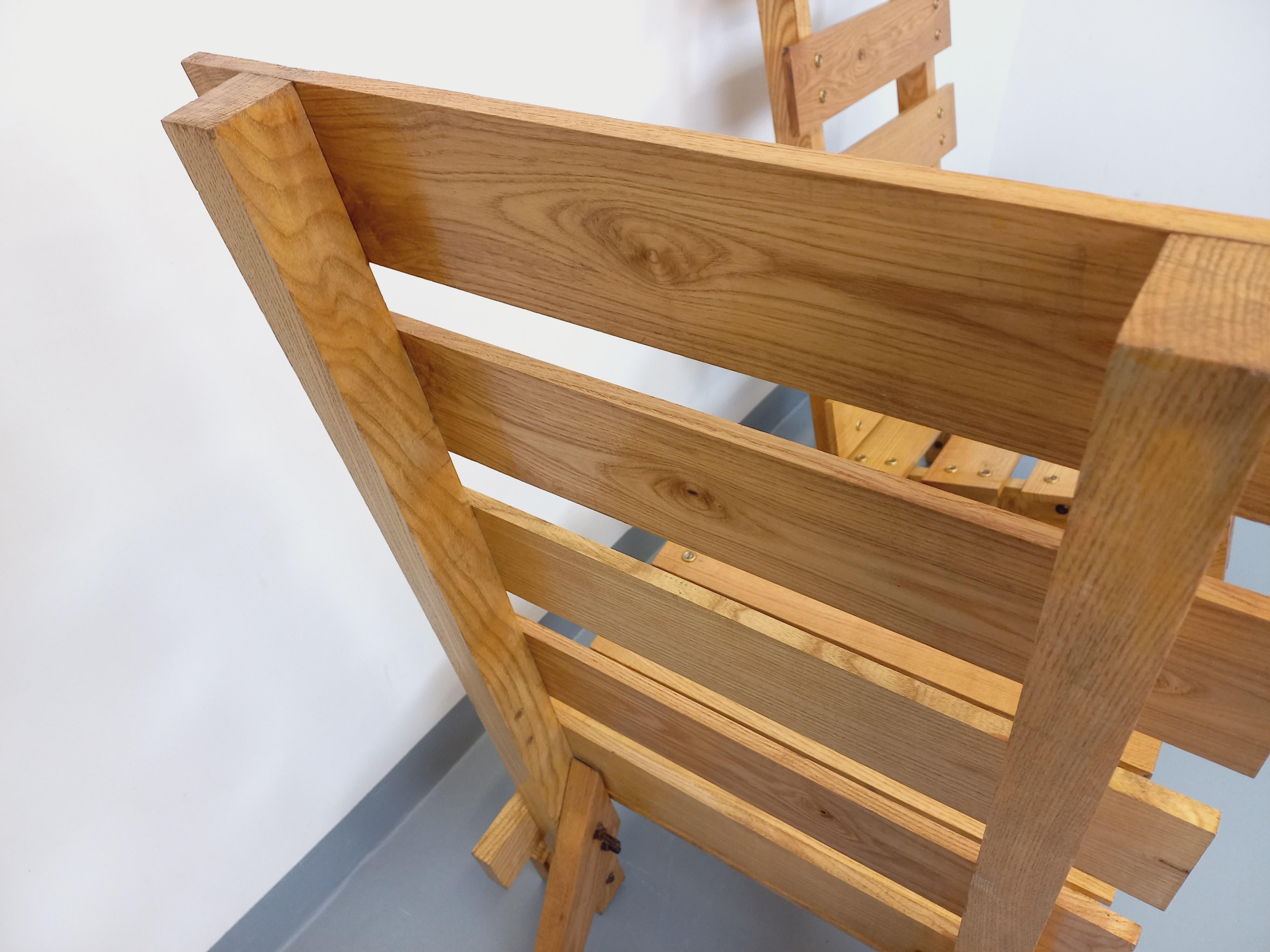 Paar brutalistische Fahrstühle aus Holz aus den 60er Jahren im Angebot 1