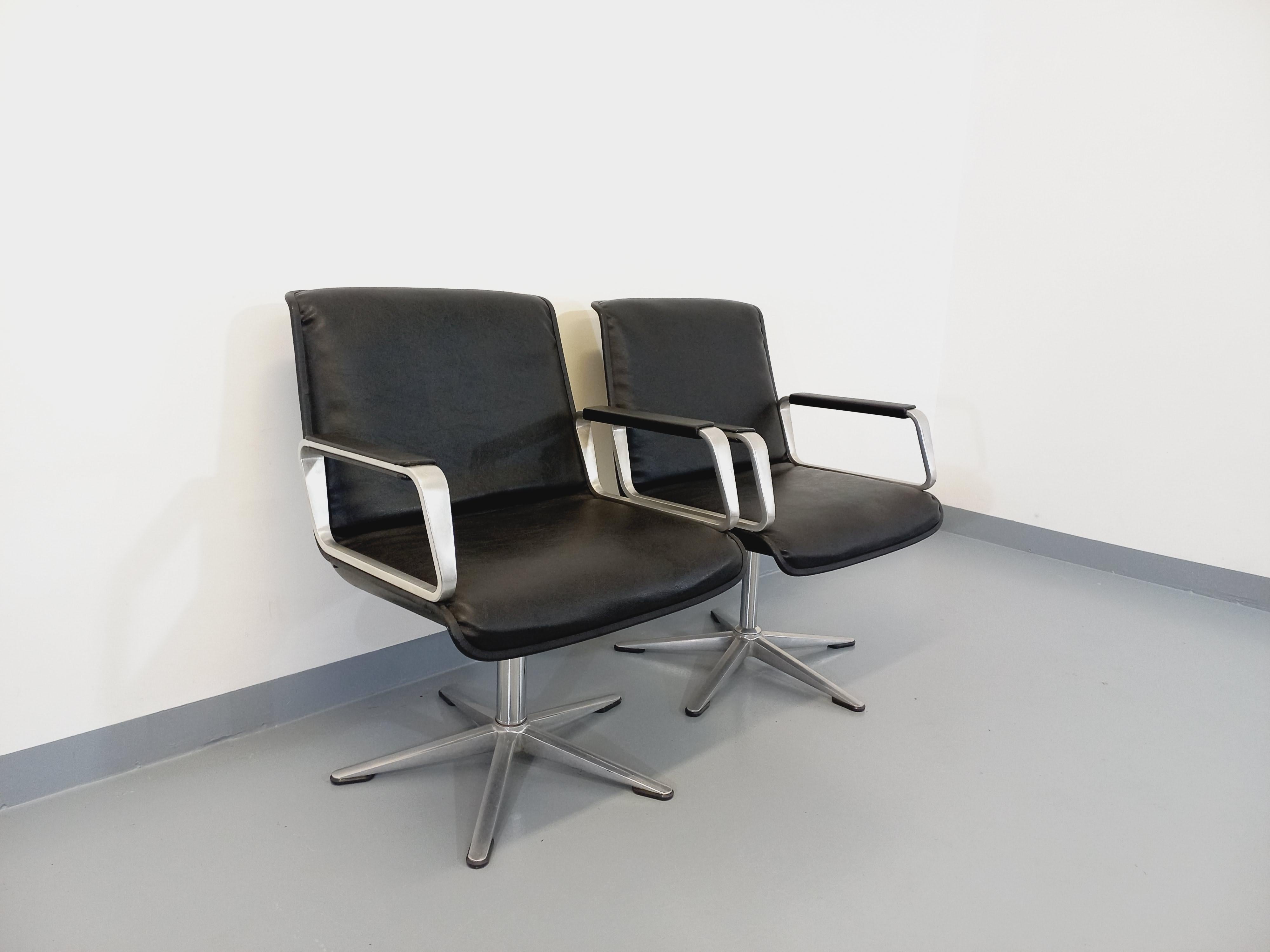 Paire de fauteuils de bureau vintage des années 60 70 de marque Wilkhahn For Sale 3