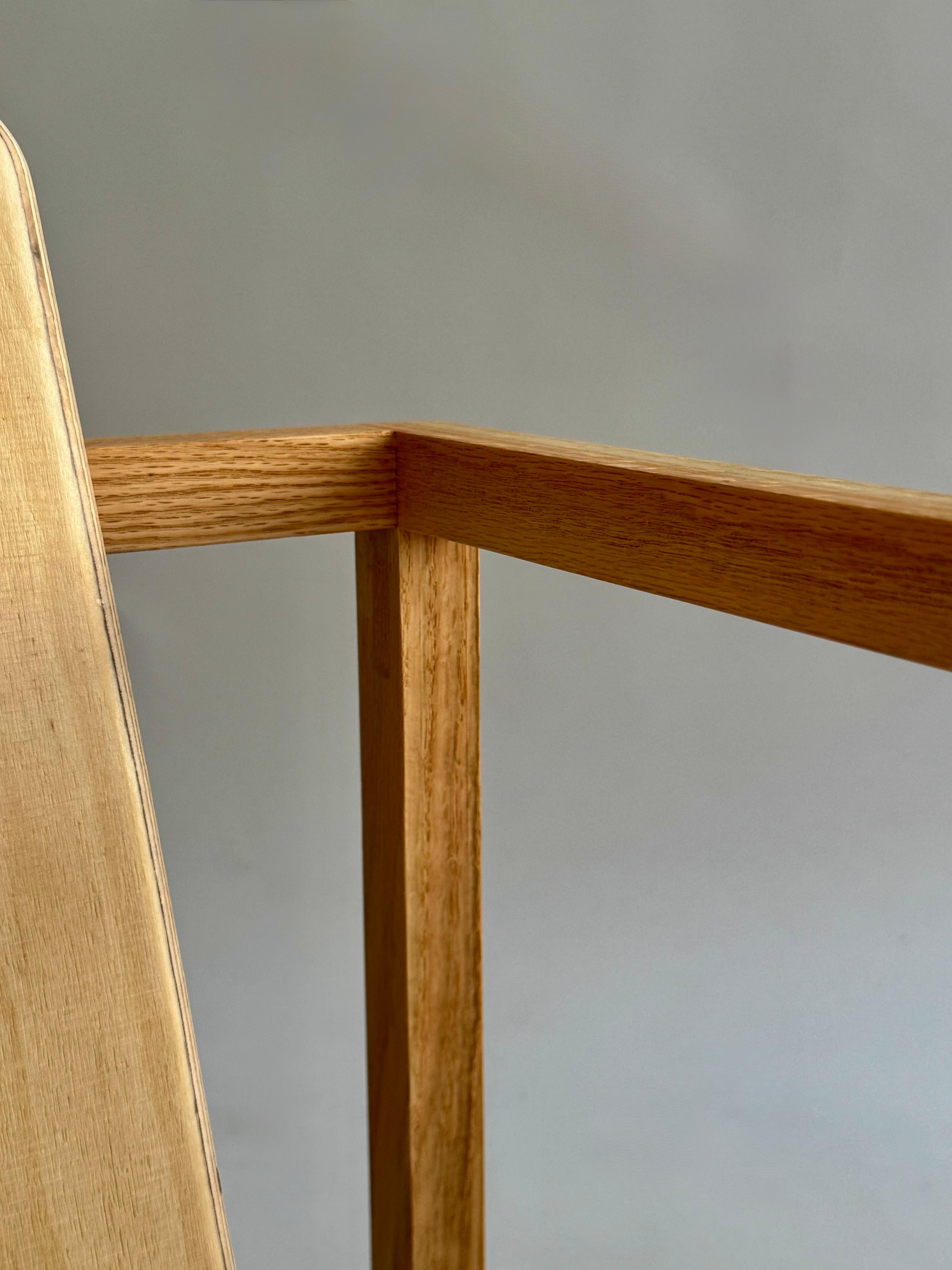 Paire de fauteuils en bois cubique Francés en venta