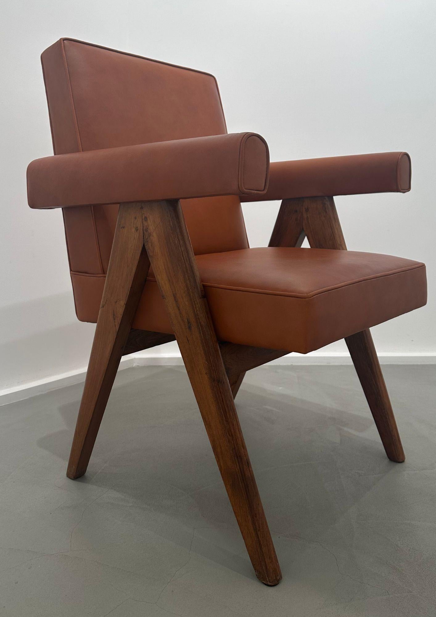 Moderne Paire de fauteuils en vente