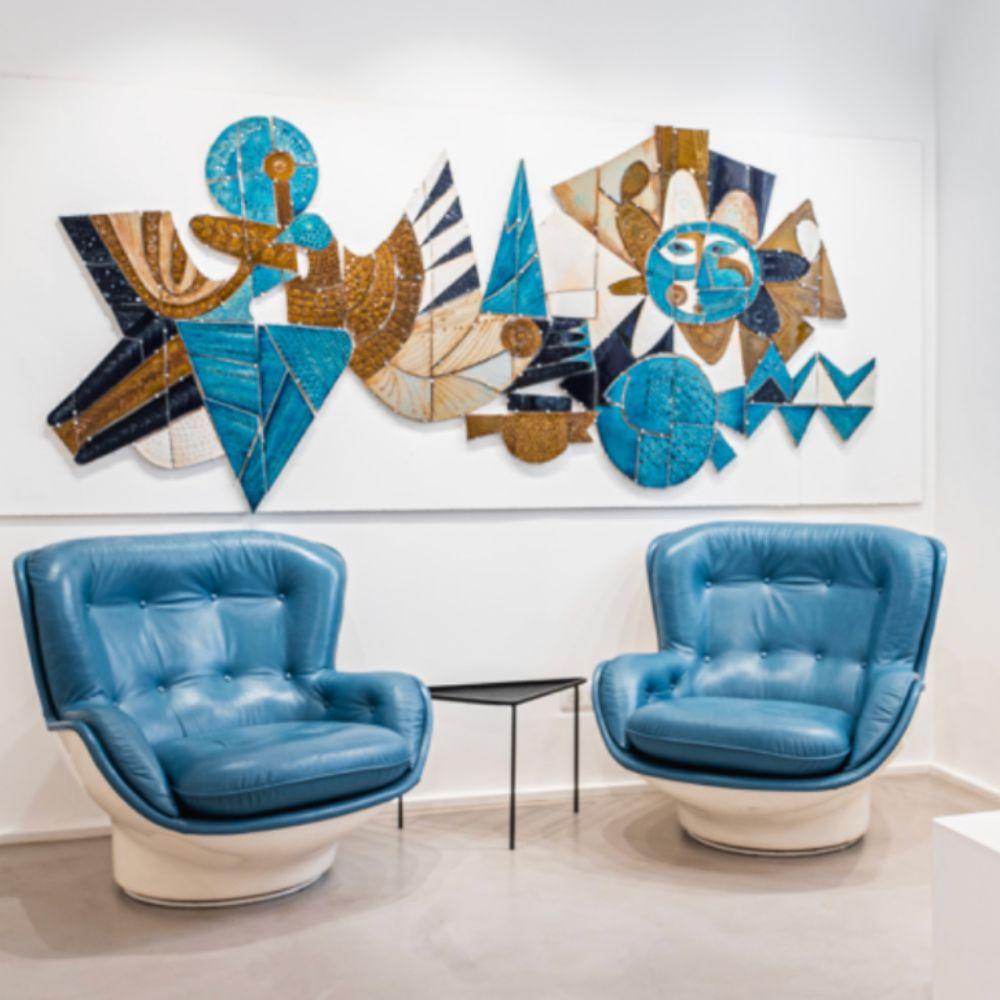 Par de Fauteuils Karaté Moderno de mediados de siglo en venta