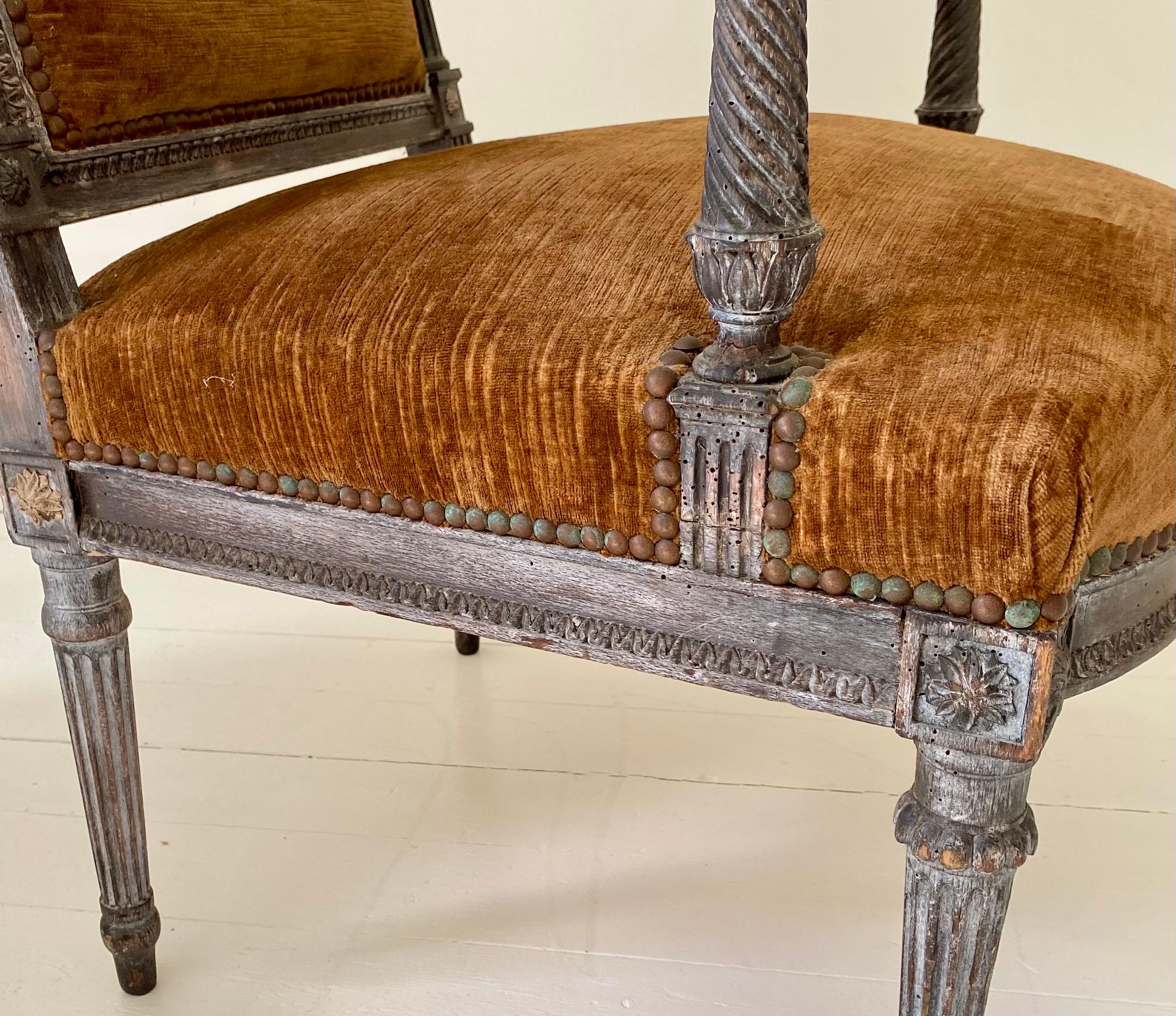 Paire de fauteuils style Louis XVI For Sale 4