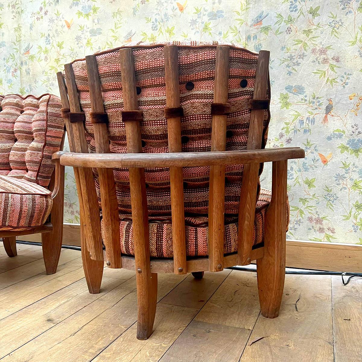 Milieu du XXe siècle Paire de fauteuils Tricoteuse Guillerme et Chambron en vente