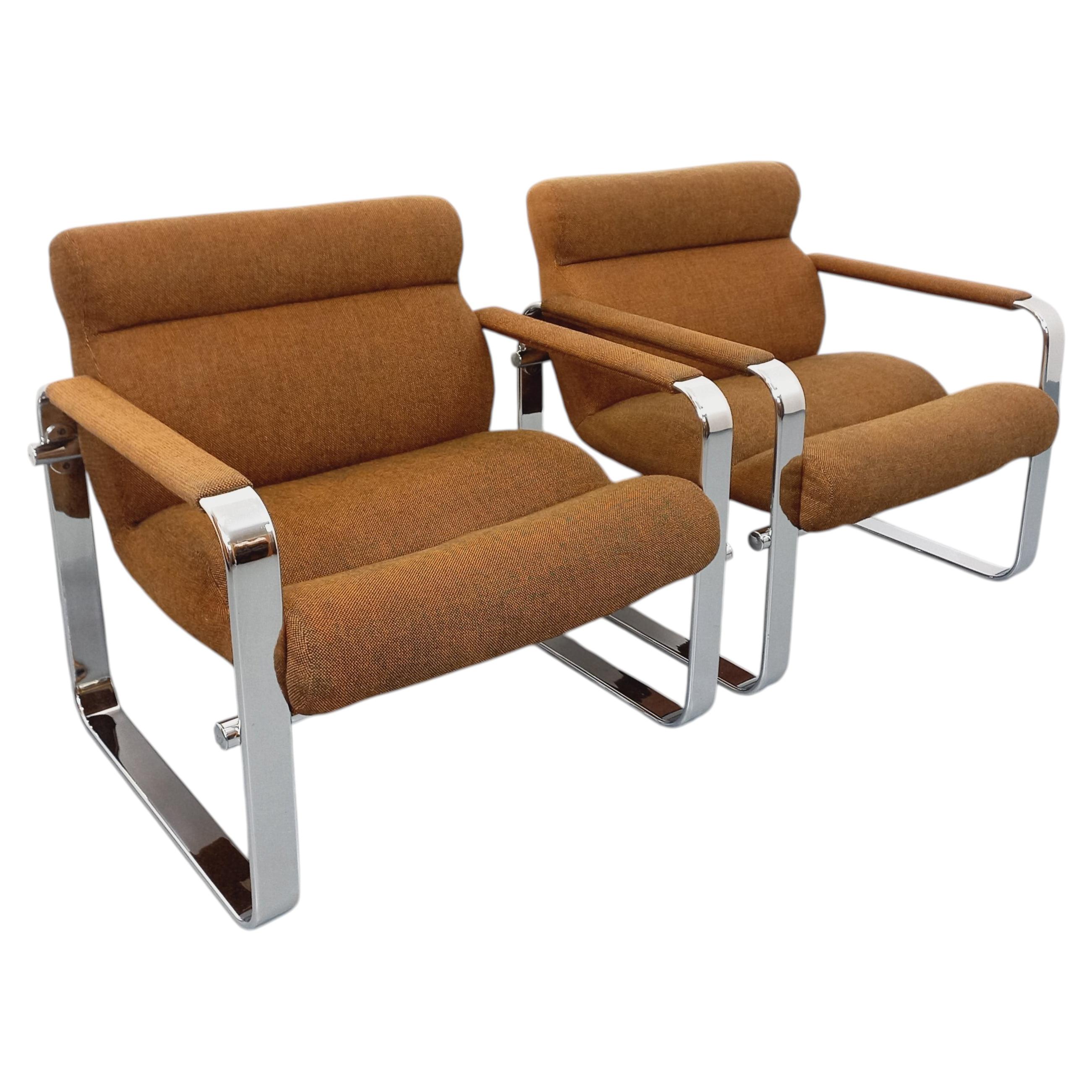 Paire de fauteuils vintage Eero Aarnio pour Framac en tissu et chrome années 70