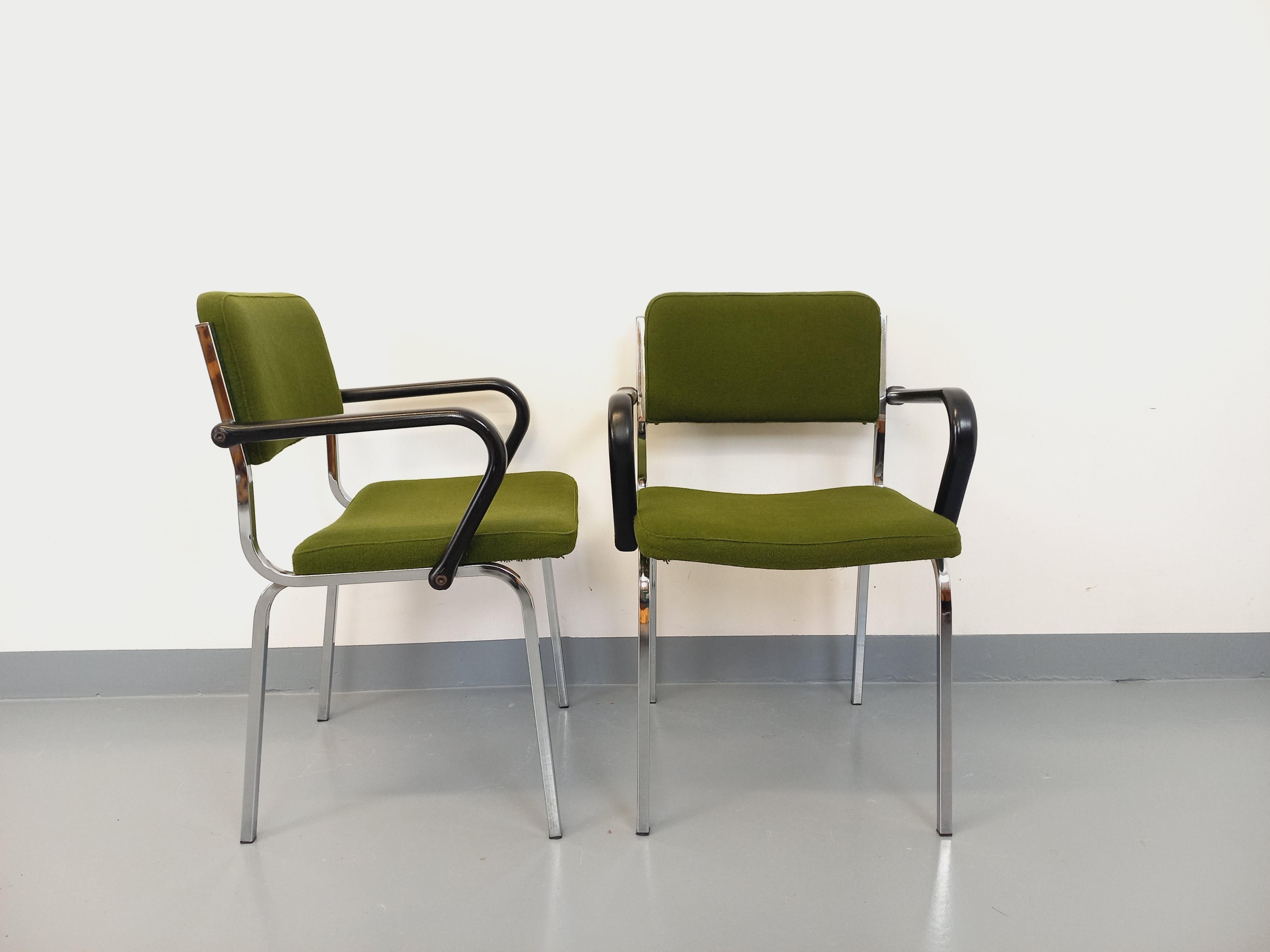 Metallo Paio di fauteuils vintage in tessuto e cromo degli anni '70 in vendita