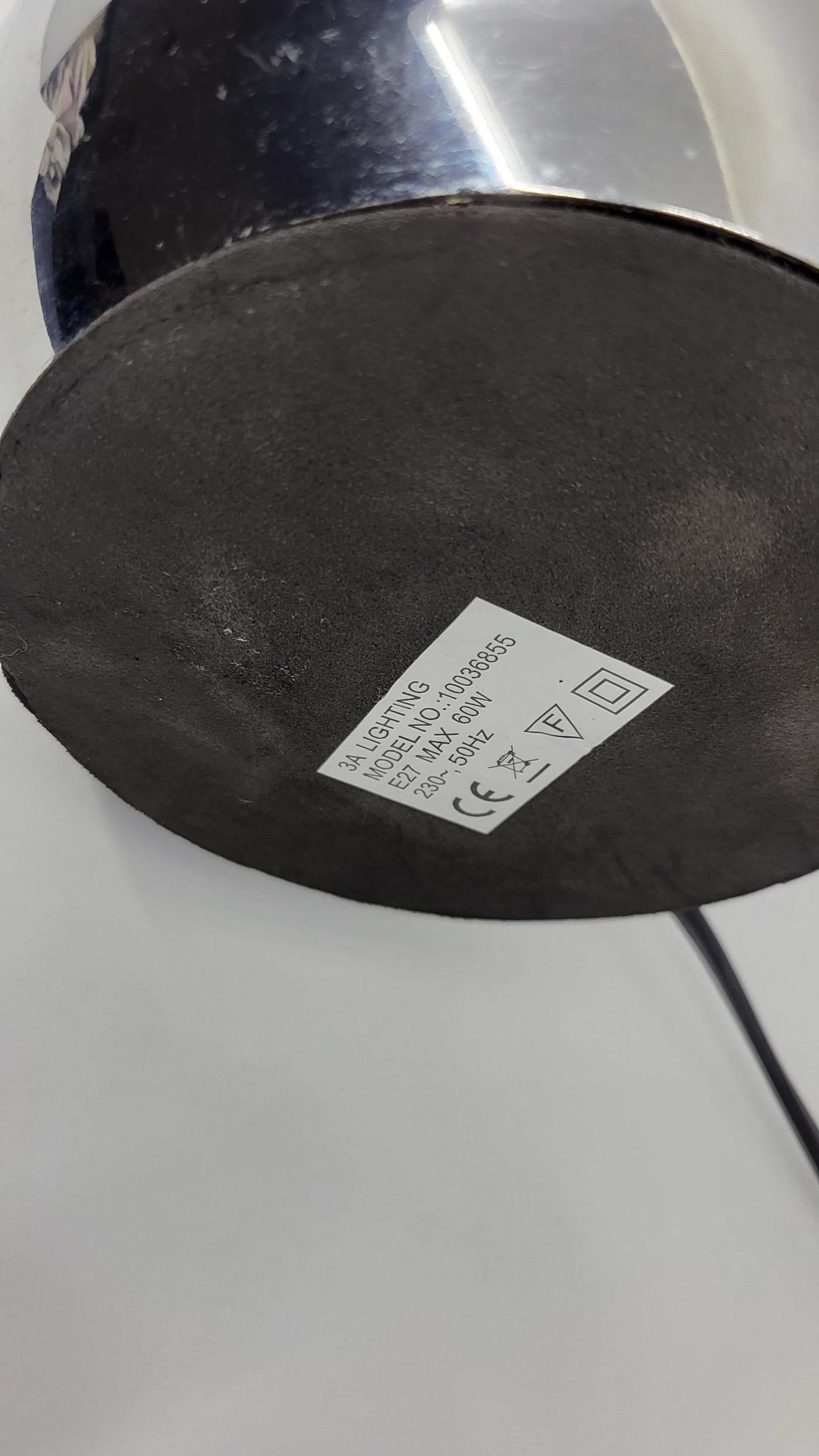 Fin du 20e siècle Paire de lampes boule en inox chromé  Française de l'ère spatiale vintage en vente