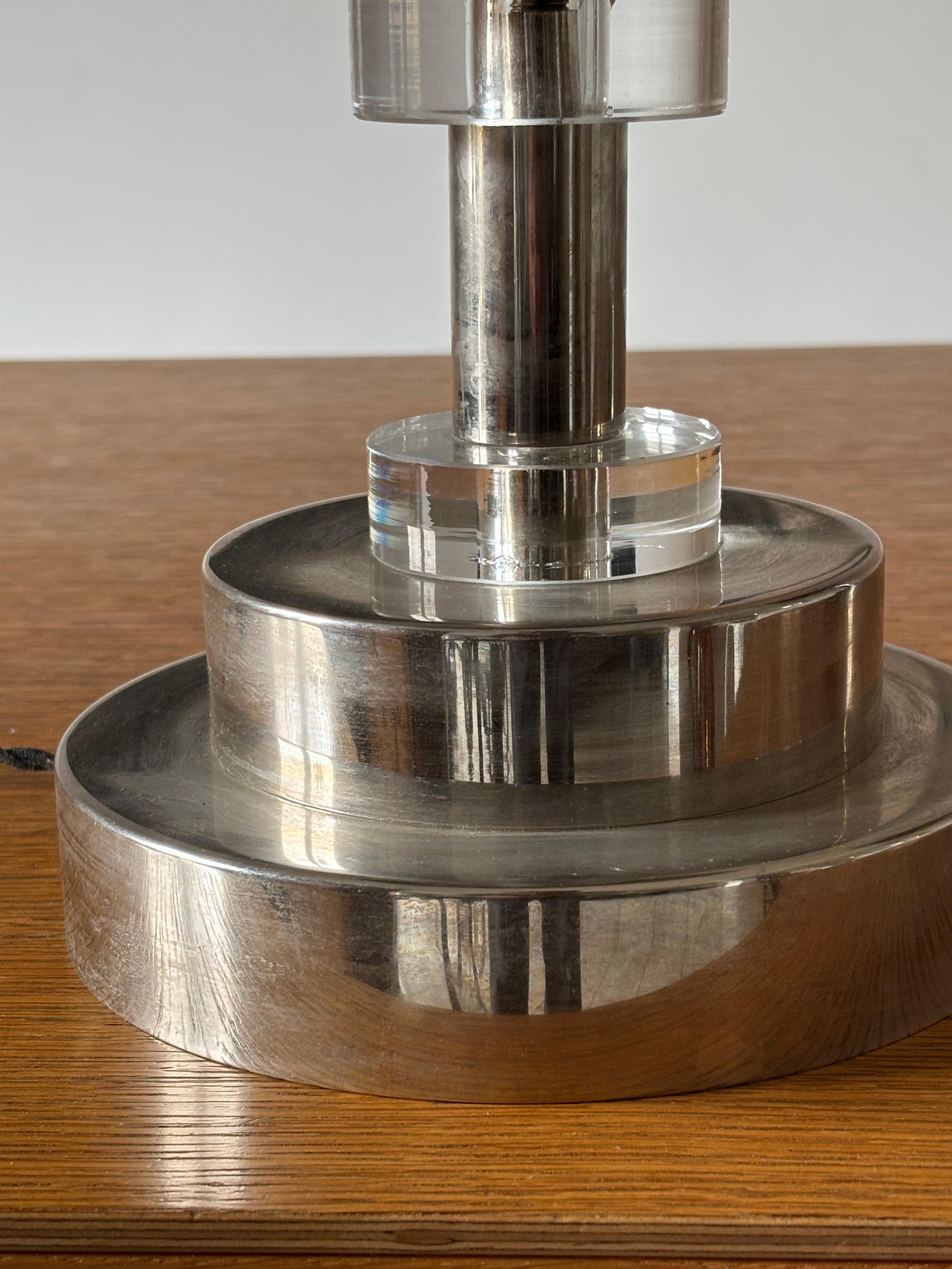 Art déco Paire de lampes moderniste vers 1940 en vente