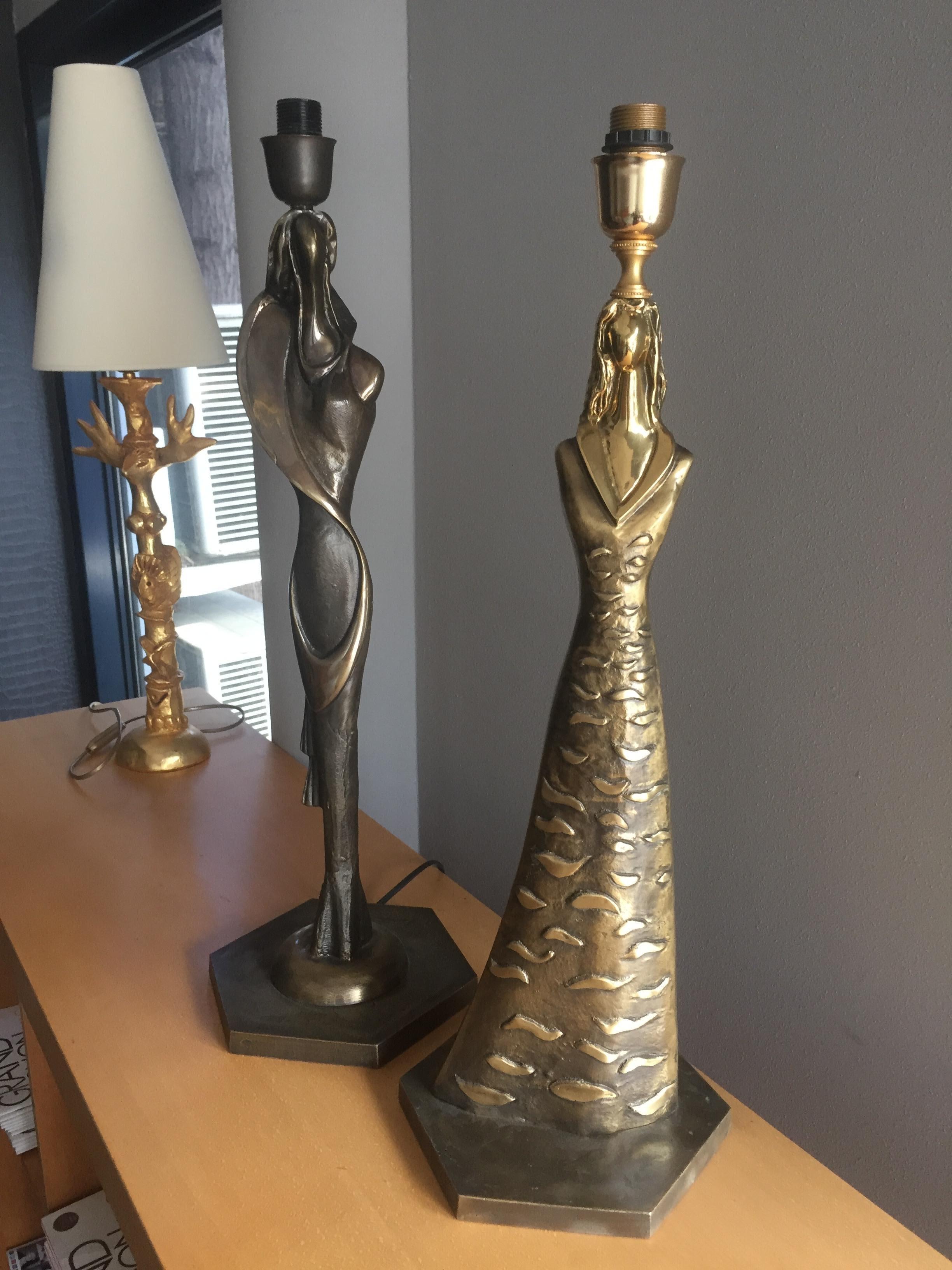 italien Paire de lampes vintage en bronze par Giuliano Ottaviani, 1990 en vente